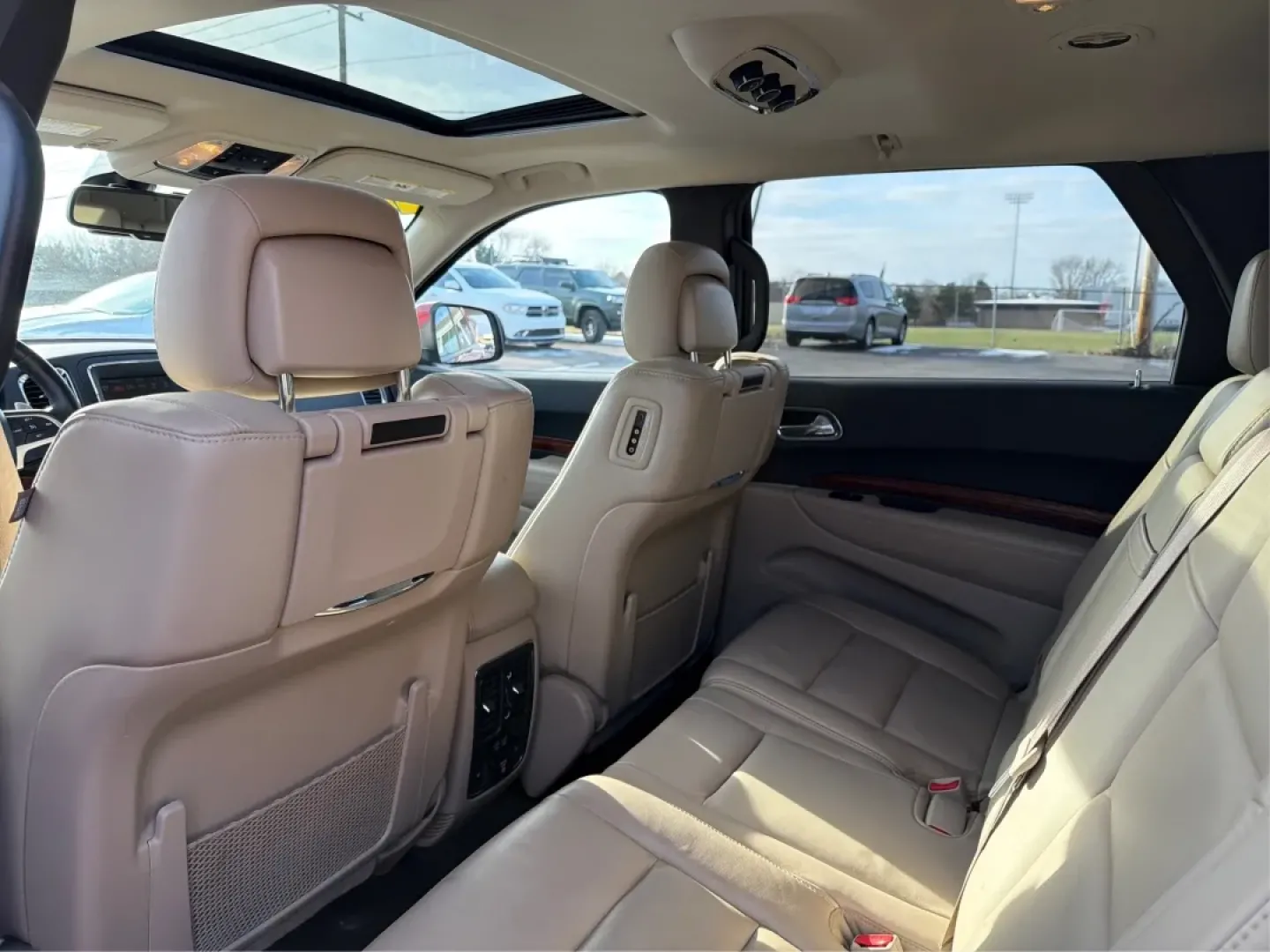 2014 Dodge Durango Limited (1C4RDJDG8EC) with an Other engine, located at 1230 East Main St, Xenia, OH, 45385, (937) 908-9800, 39.688026, -83.910172 - **Explore the Open Road in Style: 2014 Dodge Durango Limited Your Adventure Awaits!**<br /> <br /> Are you ready to elevate your driving experience? The 2014 Dodge Durango Limited, available at Advantage Car and Credit - Piqua, is the perfect blend of comfort, power, and versatility for families an - Photo#10