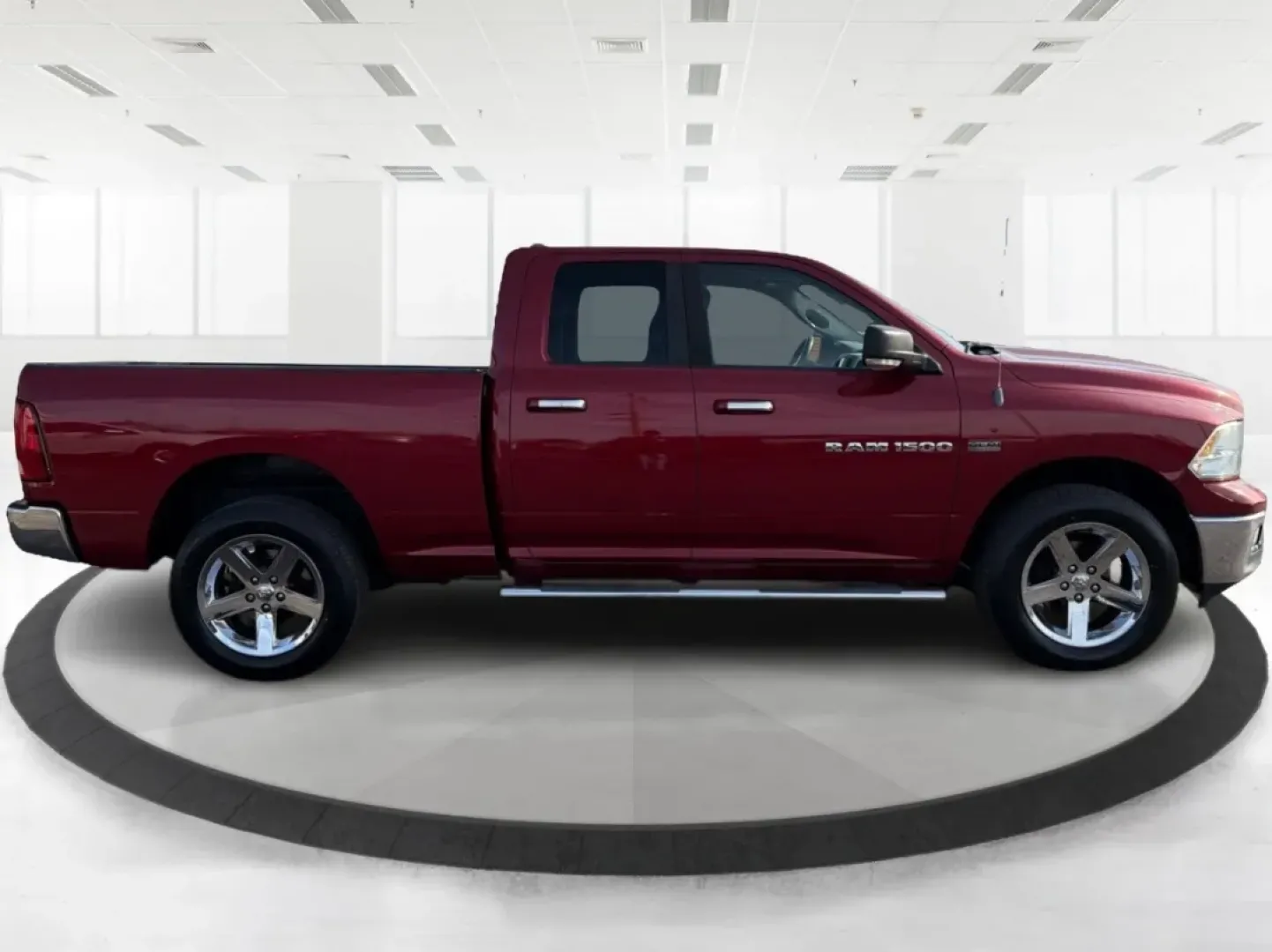 2011 Ram Ram 1500 SLT (1D7RV1GT7BS) with an HEMI 5.7L V-8 variable valve control engine, 5-Speed Automatic transmission, located at 8750 N County Rd 25A, Piqua, OH, 45356, (937) 908-9800, 40.164391, -84.232513 - **Unleash Adventure with the 2011 Ram 1500 SLT at Advantage Car and Credit - Piqua!**<br /> <br /> Are you ready to elevate your driving experience? Whether you're navigating busy city streets, embarking on weekend adventures, or tackling home improvement projects, the 2011 Ram 1500 SLT is the truck - Photo#1