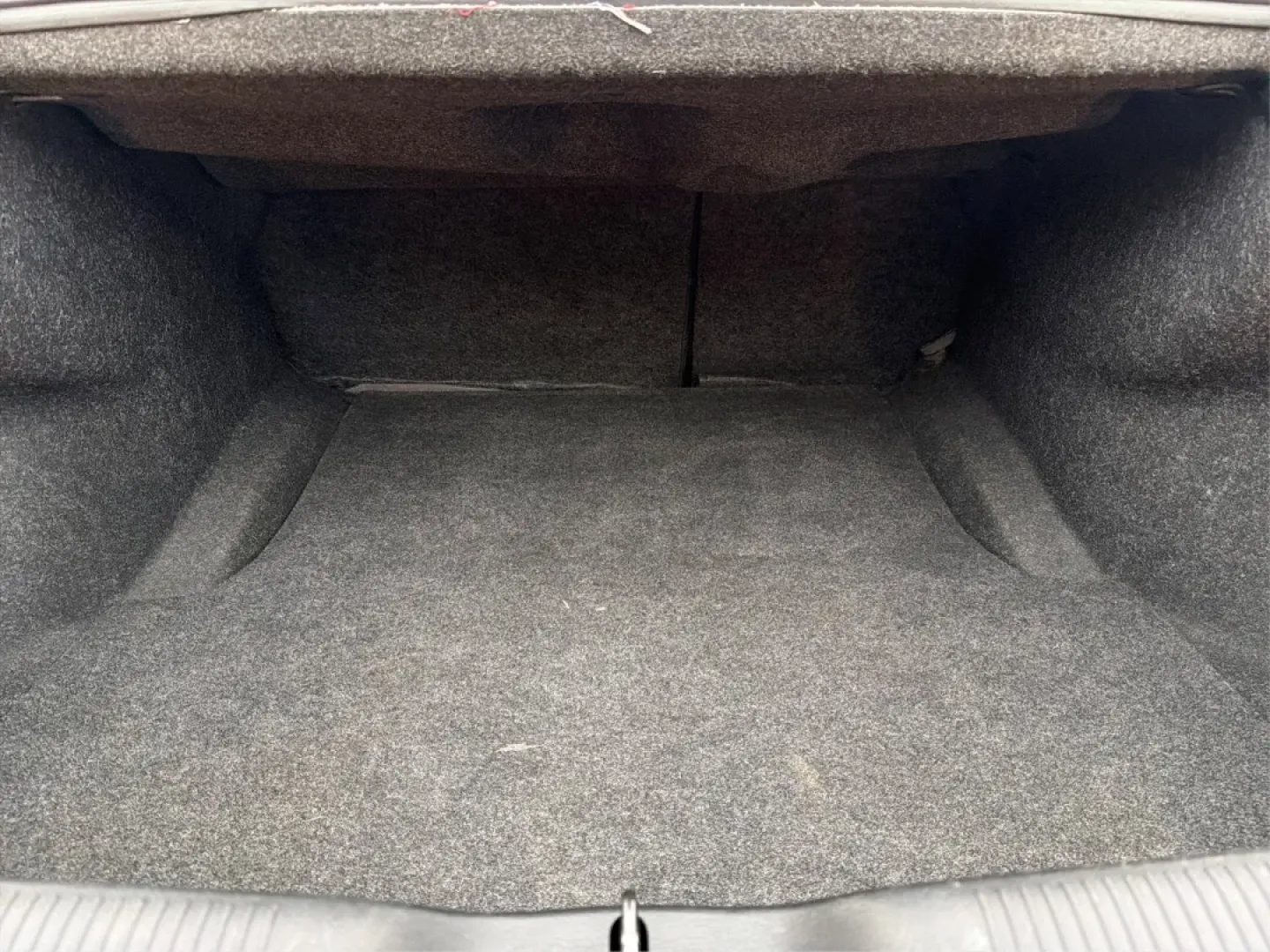 2015 Dodge Charger (2C3CDXBG3FH) with an 3.6L V-6 DOHC engine, located at 1099 N County Rd 25A , Troy, OH, 45373, (937) 908-9800, 40.057079, -84.212883 - Experience the thrill of the open road with the 2015 Dodge Charger SE, a powerful sedan that perfectly balances performance and comfort. This vehicle is an ideal choice for those looking to elevate their daily commute or make unforgettable road trips. Whether you're navigating through the charming s - Photo#12