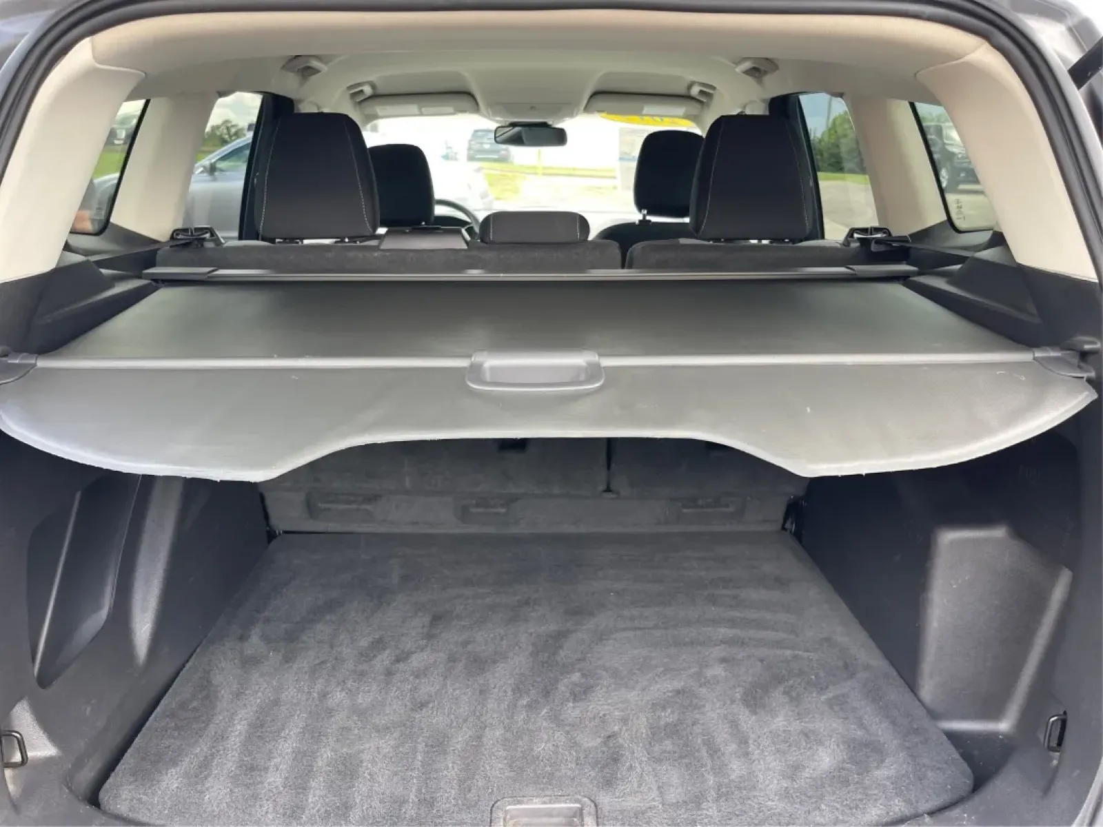2019 Ford Escape SE (1FMCU9GD2KU) with an Other engine, located at 1951 S Dayton Lakeview Rd., New Carlisle, OH, 45344, (937) 908-9800, 39.890999, -84.050255 - **Discover Your Next Adventure with the 2019 Ford Escape SE at Advantage Car and Credit!**<br /> <br /> Are you ready to elevate your daily drives and weekend adventures? The 2019 Ford Escape SE is designed for those who crave versatility and comfort in their rides, making it an ideal choice for fam - Photo#11