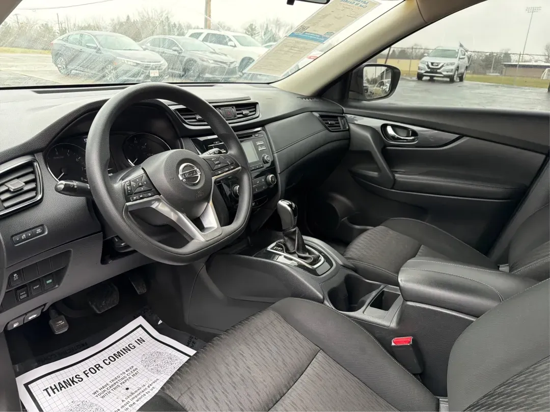 2017 Nissan Rogue S (KNMAT2MV0HP) with an 2.5L I-4 DOHC engine, located at 1230 East Main St, Xenia, OH, 45385, (937) 908-9800, 39.688026, -83.910172 - **Adventure Awaits: Explore the 2017 Nissan Rogue at Advantage Car and Credit!**<br /> <br /> Are you ready to embark on your next family road trip or weekend adventure? The 2017 Nissan Rogue is the perfect companion for those who value versatility, comfort, and reliability. Whether you're navigatin - Photo#9