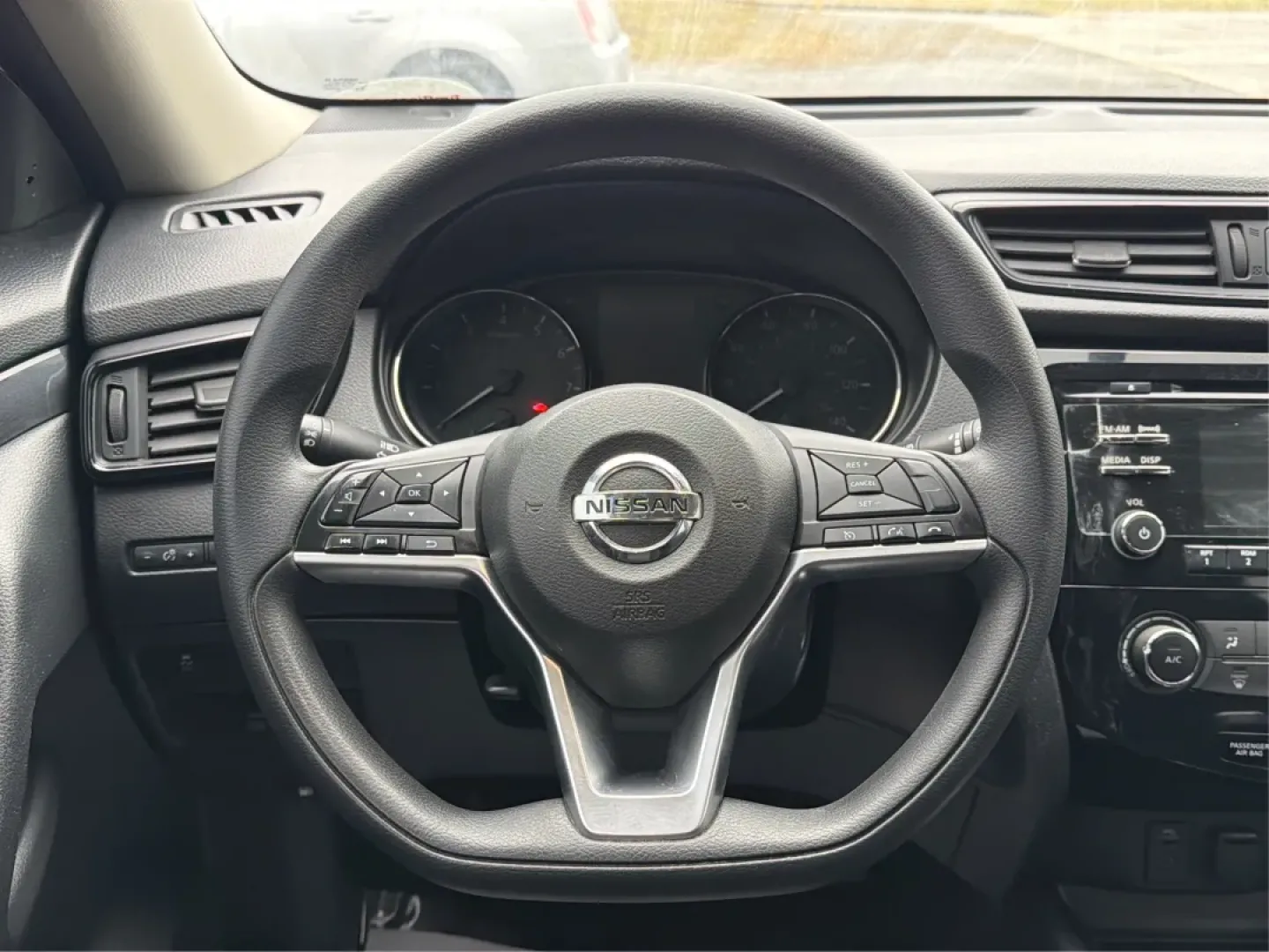 2017 Nissan Rogue S (KNMAT2MV0HP) with an 2.5L I-4 DOHC engine, CVT transmission, located at 1230 East Main St, Xenia, OH, 45385, (937) 908-9800, 39.688026, -83.910172 - **Adventure Awaits: Explore the 2017 Nissan Rogue at Advantage Car and Credit!**<br /> <br /> Are you ready to embark on your next family road trip or weekend adventure? The 2017 Nissan Rogue is the perfect companion for those who value versatility, comfort, and reliability. Whether you're navigatin - Photo#16