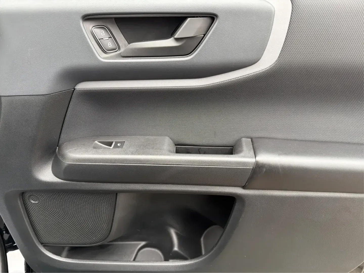 2021 Ford Bronco Sport Base (3FMCR9A63MR) with an 1.5L L3 engine, 8A transmission, located at 1230 East Main St, Xenia, OH, 45385, (937) 908-9800, 39.688026, -83.910172 - Experience adventure like never before with the rugged 2021 Ford Bronco Sport Base, now available at Advantage Car and Credit in Xenia, OH! Perfect for outdoor enthusiasts and weekend warriors, this versatile SUV is designed to handle both urban streets and off-road trails. With stylish elegance and - Photo#19