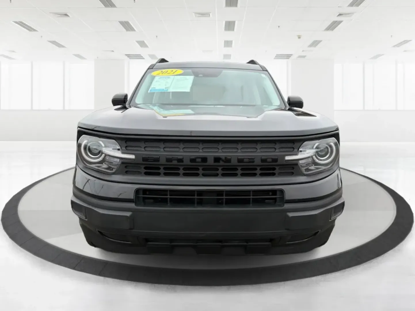 2021 Ford Bronco Sport Base (3FMCR9A63MR) with an 1.5L L3 engine, 8A transmission, located at 1230 East Main St, Xenia, OH, 45385, (937) 908-9800, 39.688026, -83.910172 - Experience adventure like never before with the rugged 2021 Ford Bronco Sport Base, now available at Advantage Car and Credit in Xenia, OH! Perfect for outdoor enthusiasts and weekend warriors, this versatile SUV is designed to handle both urban streets and off-road trails. With stylish elegance and - Photo#7