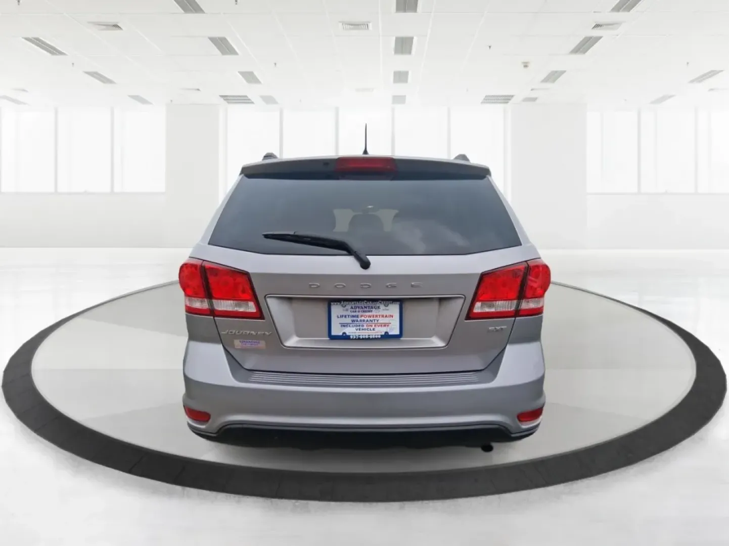 2015 Dodge Journey SXT (3C4PDCBB2FT) with an Other engine, located at 401 Woodman Dr, Riverside, OH, 45431, (937) 908-9800, 39.760899, -84.123421 - **Adventure Awaits with the 2015 Dodge Journey SXT at Advantage Car and Credit!**<br /> <br /> If you're in search of a versatile SUV that caters to both daily commutes and weekend adventures with your family, the 2015 Dodge Journey SXT is the perfect match for you. This spacious and stylish vehicle - Photo#3