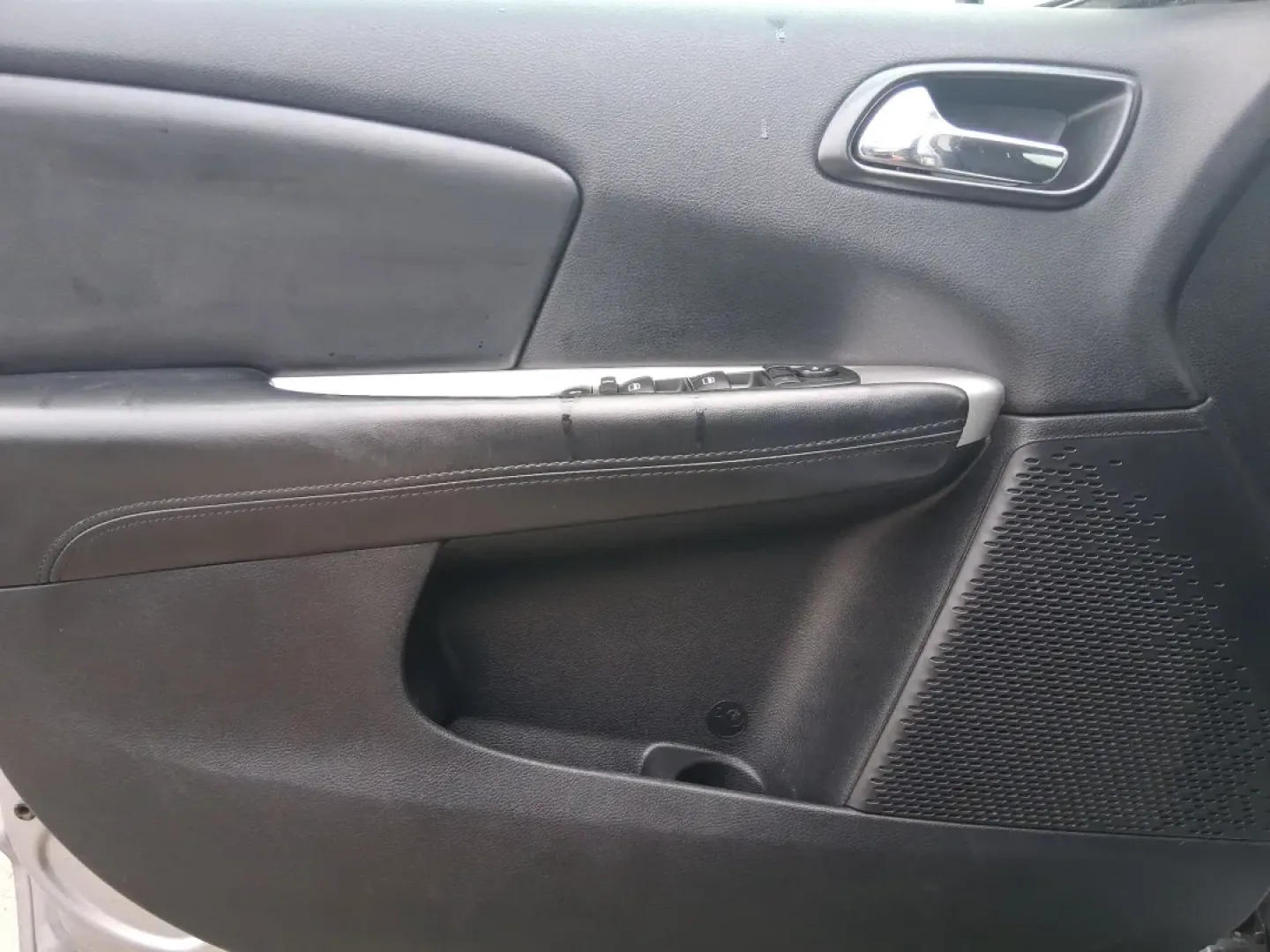 2015 Dodge Journey SXT (3C4PDCBB2FT) with an Other engine, located at 401 Woodman Dr, Riverside, OH, 45431, (937) 908-9800, 39.760899, -84.123421 - **Adventure Awaits with the 2015 Dodge Journey SXT at Advantage Car and Credit!**<br /> <br /> If you're in search of a versatile SUV that caters to both daily commutes and weekend adventures with your family, the 2015 Dodge Journey SXT is the perfect match for you. This spacious and stylish vehicle - Photo#18