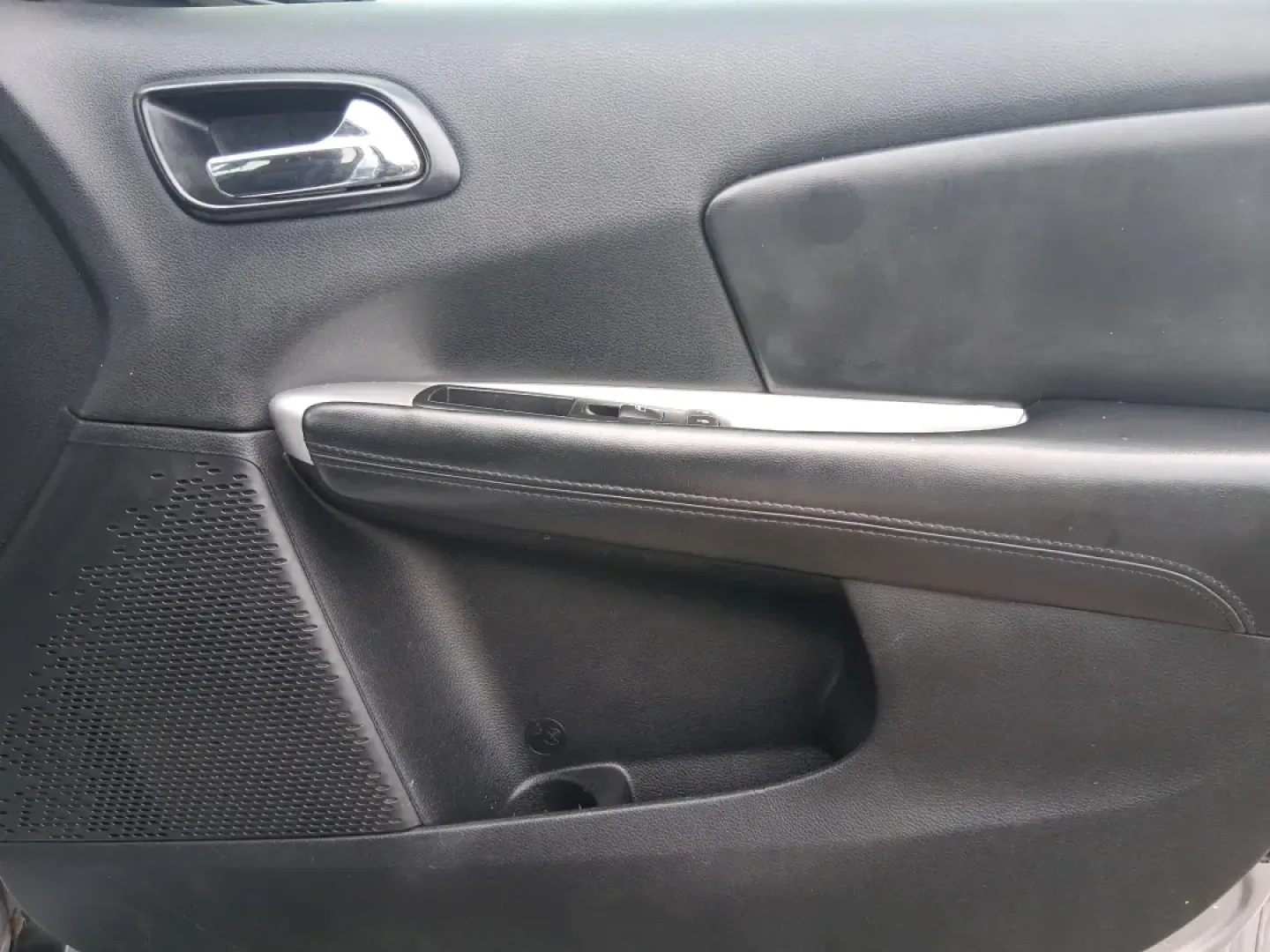 2015 Dodge Journey SXT (3C4PDCBB2FT) with an Other engine, located at 401 Woodman Dr, Riverside, OH, 45431, (937) 908-9800, 39.760899, -84.123421 - **Adventure Awaits with the 2015 Dodge Journey SXT at Advantage Car and Credit!**<br /> <br /> If you're in search of a versatile SUV that caters to both daily commutes and weekend adventures with your family, the 2015 Dodge Journey SXT is the perfect match for you. This spacious and stylish vehicle - Photo#19