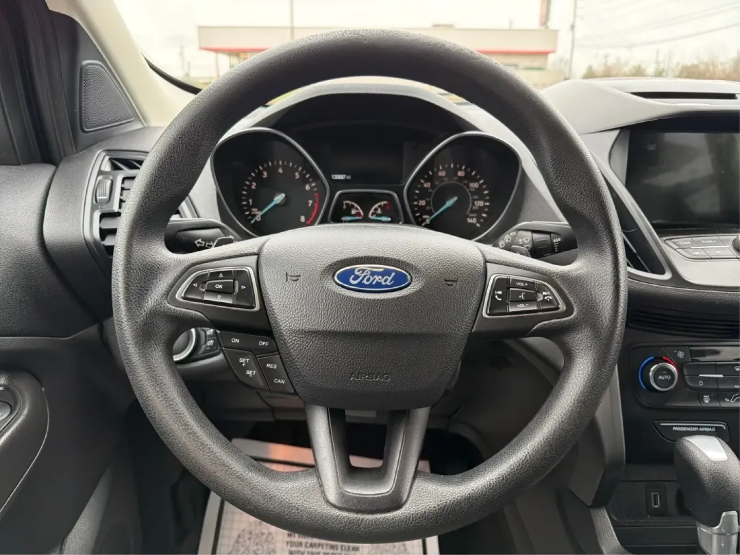 2017 Ford Escape SE (1FMCU0GDXHU) with an 1.5L L4 DOHC 16V engine, 6A transmission, located at 1184 Kauffman Ave, Fairborn, OH, 45324, (937) 908-9800, 39.807072, -84.030914 - ### Discover Your Next Adventure with the 2017 Ford Escape SE at Advantage Car and Credit - Fairborn<br /> <br /> Are you ready to elevate your daily commute or embark on your next weekend adventure? Look no further than the **2017 Ford Escape SE**, now available at **Advantage Car and Credit** in F - Photo#16
