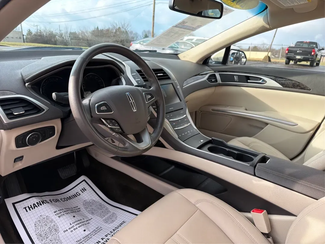 2016 Lincoln MKZ Base (3LN6L2G96GR) with an Other engine, located at 880 E. National Road, Vandalia, OH, 45377, (937) 908-9800, 39.891918, -84.183594 - **Elevate Your Commuting Experience with the 2016 Lincoln MKZ at Advantage Car and Credit - Vandalia!**<br /> <br /> Are you ready to transform your daily commute into a luxurious experience? The 2016 Lincoln MKZ is the perfect blend of sophistication and performance, ideal for those who refuse to c - Photo#9