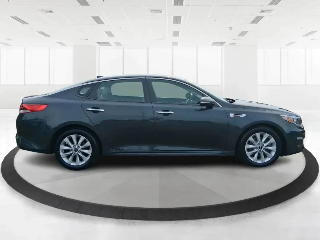 2016 Kia Optima LX (5XXGT4L36GG) with an Theta II 2.4L I-4 gasoline direct injection engine, located at 1184 Kauffman Ave, Fairborn, OH, 45324, (937) 908-9800, 39.807072, -84.030914 - Discover an exceptional driving experience with the 2016 Kia Optima LX, available now at Advantage Car and Credit in New Carlisle, OH. This sedan is not just a mode of transportation; it's an enhancement to your lifestyle, whether you're commuting to work, running errands, or embarking on weekend ad - Photo#1