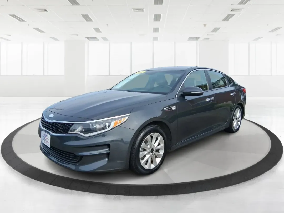 2016 Kia Optima LX (5XXGT4L36GG) with an Theta II 2.4L I-4 gasoline direct injection engine, located at 1184 Kauffman Ave, Fairborn, OH, 45324, (937) 908-9800, 39.807072, -84.030914 - Discover an exceptional driving experience with the 2016 Kia Optima LX, available now at Advantage Car and Credit in New Carlisle, OH. This sedan is not just a mode of transportation; it's an enhancement to your lifestyle, whether you're commuting to work, running errands, or embarking on weekend ad - Photo#8