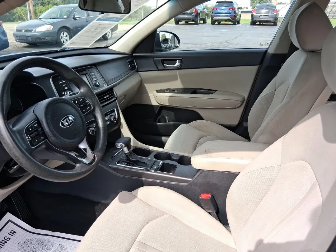 2016 Kia Optima LX (5XXGT4L36GG) with an Theta II 2.4L I-4 gasoline direct injection engine, located at 1184 Kauffman Ave, Fairborn, OH, 45324, (937) 908-9800, 39.807072, -84.030914 - Discover an exceptional driving experience with the 2016 Kia Optima LX, available now at Advantage Car and Credit in New Carlisle, OH. This sedan is not just a mode of transportation; it's an enhancement to your lifestyle, whether you're commuting to work, running errands, or embarking on weekend ad - Photo#9