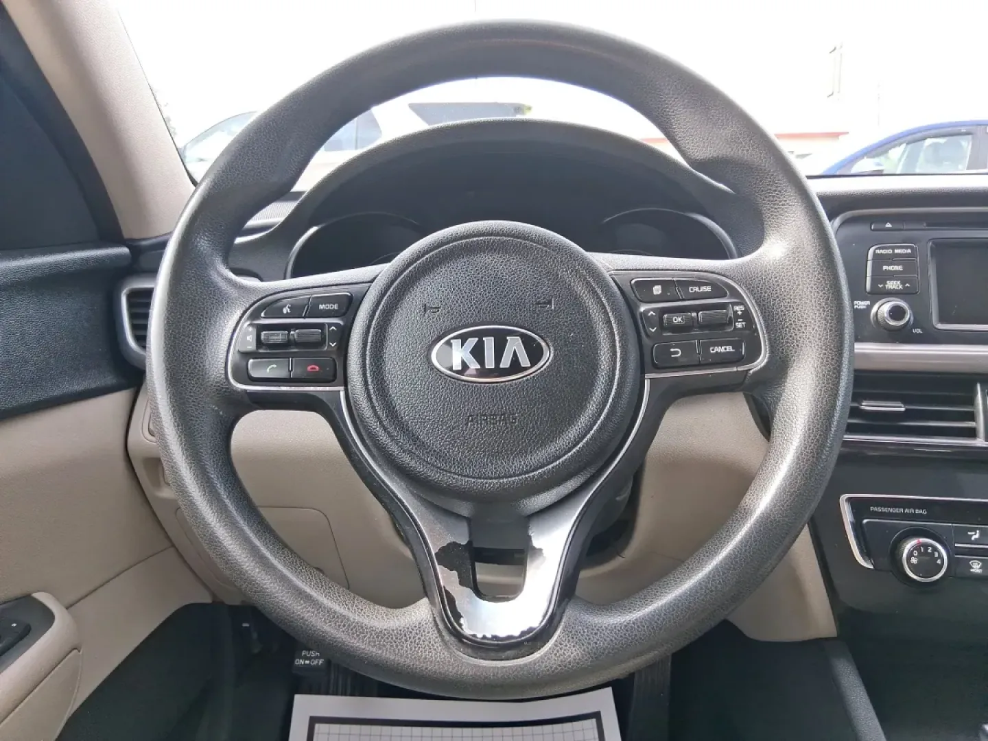 2016 Kia Optima LX (5XXGT4L36GG) with an Theta II 2.4L I-4 gasoline direct injection engine, located at 1184 Kauffman Ave, Fairborn, OH, 45324, (937) 908-9800, 39.807072, -84.030914 - Discover an exceptional driving experience with the 2016 Kia Optima LX, available now at Advantage Car and Credit in New Carlisle, OH. This sedan is not just a mode of transportation; it's an enhancement to your lifestyle, whether you're commuting to work, running errands, or embarking on weekend ad - Photo#16