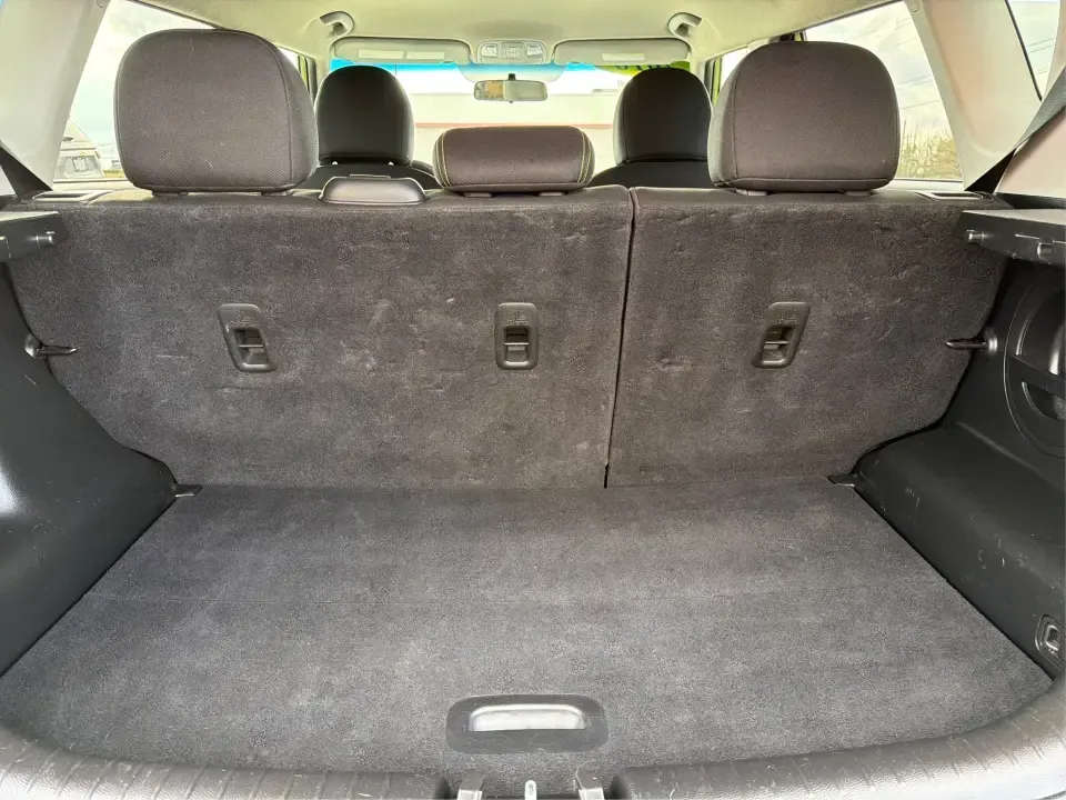 2016 Kia Soul + (KNDJP3A52G7) with an 2L I-4 gasoline direct injection engine, 6A transmission, located at 1184 Kauffman Ave, Fairborn, OH, 45324, (937) 908-9800, 39.807072, -84.030914 - **Experience Versatility and Style with the 2016 Kia Soul at Advantage Car and Credit!**<br /> <br /> Are you looking for a vehicle that seamlessly blends practicality with a vibrant lifestyle? The 2016 Kia Soul is the perfect companion for your daily commutes, weekend getaways, or family outings. W - Photo#12