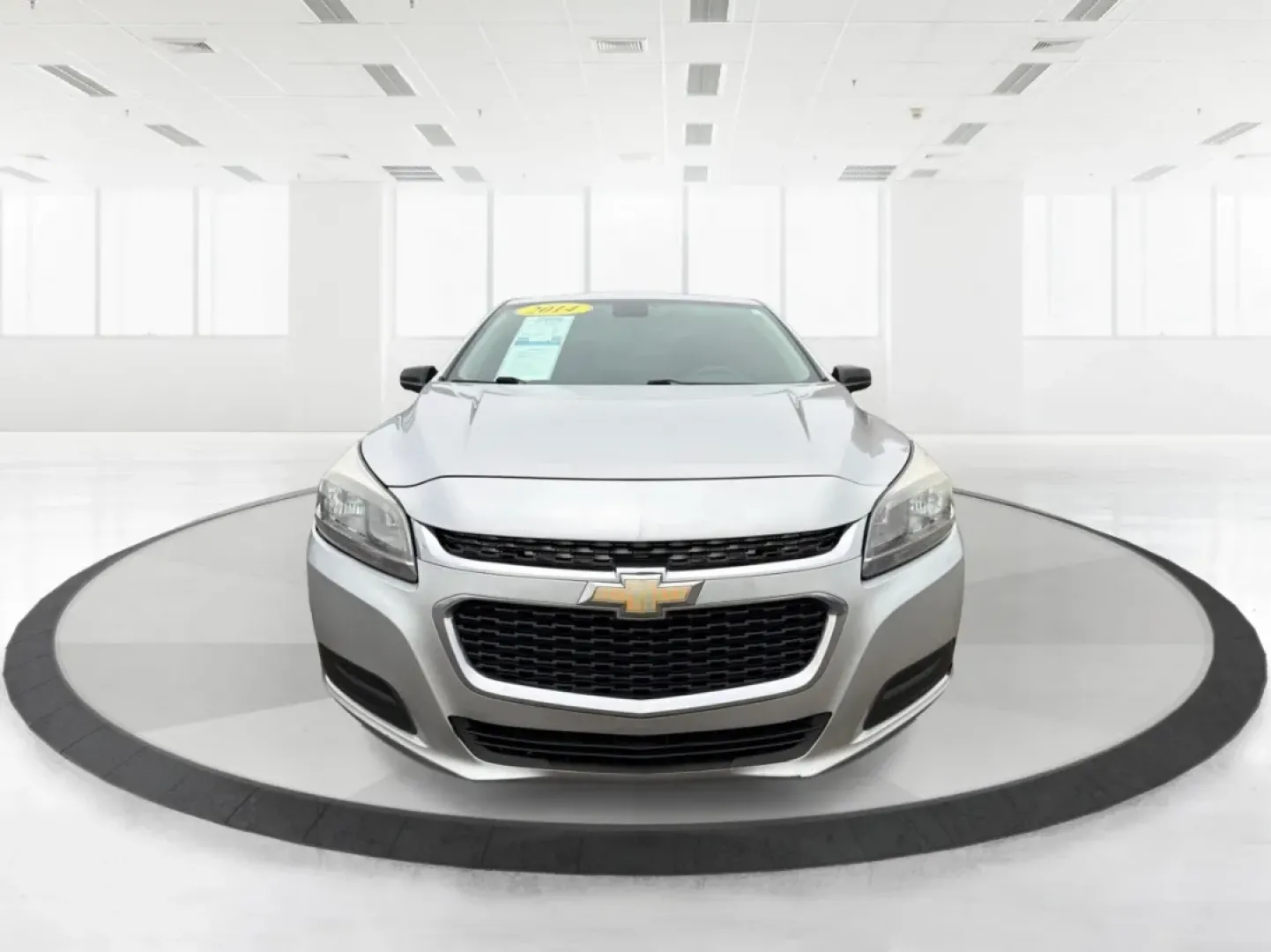 2014 Chevrolet Malibu 1LS (1G11B5SL5EU) with an ECOTEC 2.5L I-4 gasoline direct injection engine, located at 4508 South Dixie Dr, Moraine, OH, 45439, (937) 908-9800, 39.689976, -84.218452 - Experience the perfect blend of comfort, style, and reliability with the 2014 Chevrolet Malibu 1LS, available now at Advantage Car and Credit Moraine! Whether you're commuting to work, running errands, or planning a weekend getaway, this sleek sedan is designed to enhance your driving experience wh - Photo#7