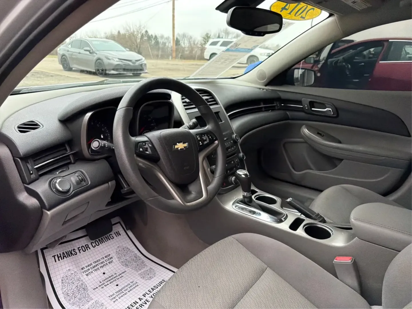 2014 Chevrolet Malibu 1LS (1G11B5SL5EU) with an ECOTEC 2.5L I-4 gasoline direct injection engine, located at 4508 South Dixie Dr, Moraine, OH, 45439, (937) 908-9800, 39.689976, -84.218452 - Experience the perfect blend of comfort, style, and reliability with the 2014 Chevrolet Malibu 1LS, available now at Advantage Car and Credit Moraine! Whether you're commuting to work, running errands, or planning a weekend getaway, this sleek sedan is designed to enhance your driving experience wh - Photo#9