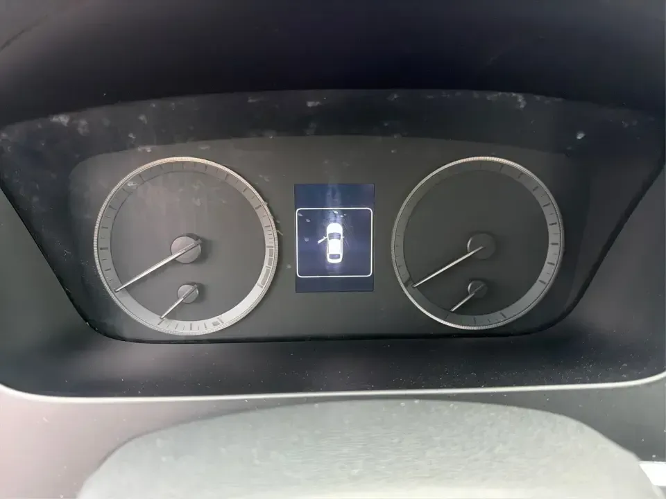 2017 Hyundai Sonata Base (5NPE24AF8HH) with an 2.4L L4 DOHC 16V engine, 7A transmission, located at 4508 South Dixie Dr, Moraine, OH, 45439, (937) 908-9800, 39.689976, -84.218452 - ### Drive Your Dream: 2017 Hyundai Sonata Perfect for Families and Commuters Alike!<br /> <br /> Looking for a reliable sedan that fits seamlessly into your busy lifestyle? The 2017 Hyundai Sonata is here to make every drive a pleasure, whether you're commuting to work, shuttling kids to soccer pra - Photo#15