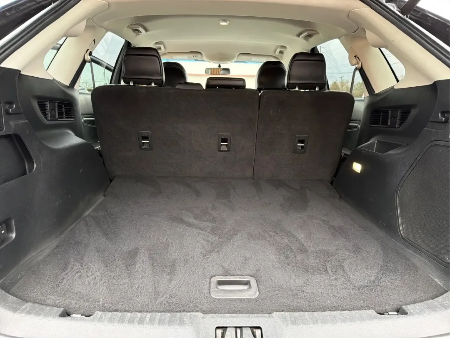 2017 Ford Edge Titanium (2FMPK4K92HB) with an 2.0L L4 DOHC 16V engine, 6A transmission, located at 4508 South Dixie Dr, Moraine, OH, 45439, (937) 908-9800, 39.689976, -84.218452 - **Unleash Adventure with the 2017 Ford Edge Titanium at Advantage Car and Credit Moraine! Experience Comfort, Style, and Affordability!**<br /> <br /> Are you searching for the perfect SUV to enhance your family adventures or accommodate your daily commute in style? Look no further than this stunni - Photo#12