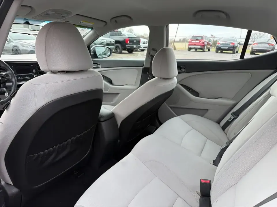 2015 Kia Optima LX (KNAGM4A73F5) with an Theta II 2.4L I-4 gasoline direct injection engine, 6-Speed Automatic transmission, located at 1951 S Dayton Lakeview Rd., New Carlisle, OH, 45344, (937) 908-9800, 39.890999, -84.050255 - Are you looking for a reliable sedan that combines style, comfort, and affordability? Look no further! At Advantage Car and Credit in New Carlisle, OH, we are excited to present this stunning 2015 Kia Optima LX, perfect for anyone from budget-conscious buyers to those needing a dependable vehicle fo - Photo#10