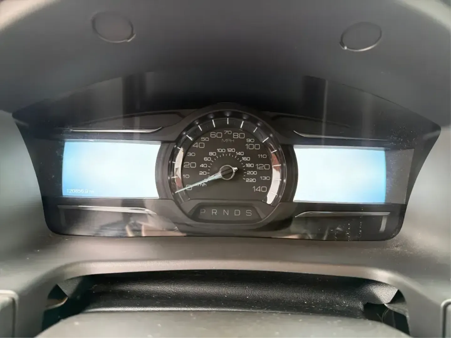 2016 Ford Flex Limited (2FMHK6D8XGB) with an 3.5L V-6 DOHC engine, 6A transmission, located at 1099 N County Rd 25A , Troy, OH, 45373, (937) 908-9800, 40.057079, -84.212883 - **Adventure Awaits with the 2016 Ford Flex Limited Perfect for Family Road Trips!**<br /> <br /> Looking for the ideal family vehicle that combines spaciousness, comfort, and reliability? At Advantage Car and Credit in Troy, OH, we present the 2016 Ford Flex Limited, an SUV designed for all your fa - Photo#15