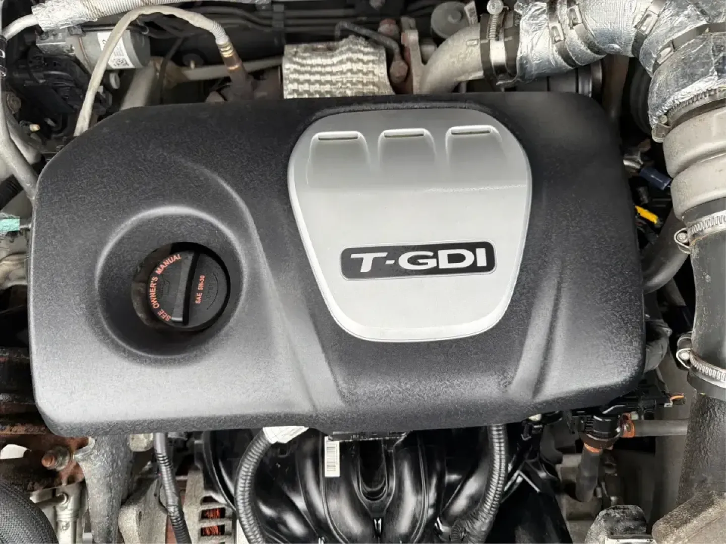 2016 Hyundai Tucson Sport (KM8J3CA26GU) with an 1.6L I-4 gasoline direct injection engine, 7A transmission, located at 1184 Kauffman Ave, Fairborn, OH, 45324, (937) 908-9800, 39.807072, -84.030914 - Discover a world of adventure with the 2016 Hyundai Tucson Sport, the perfect SUV for active families and weekend explorers alike! With its stylish Dazzling White exterior and spacious interior, this vehicle is designed for those who crave both comfort and versatility. Whether you're navigating thro - Photo#11