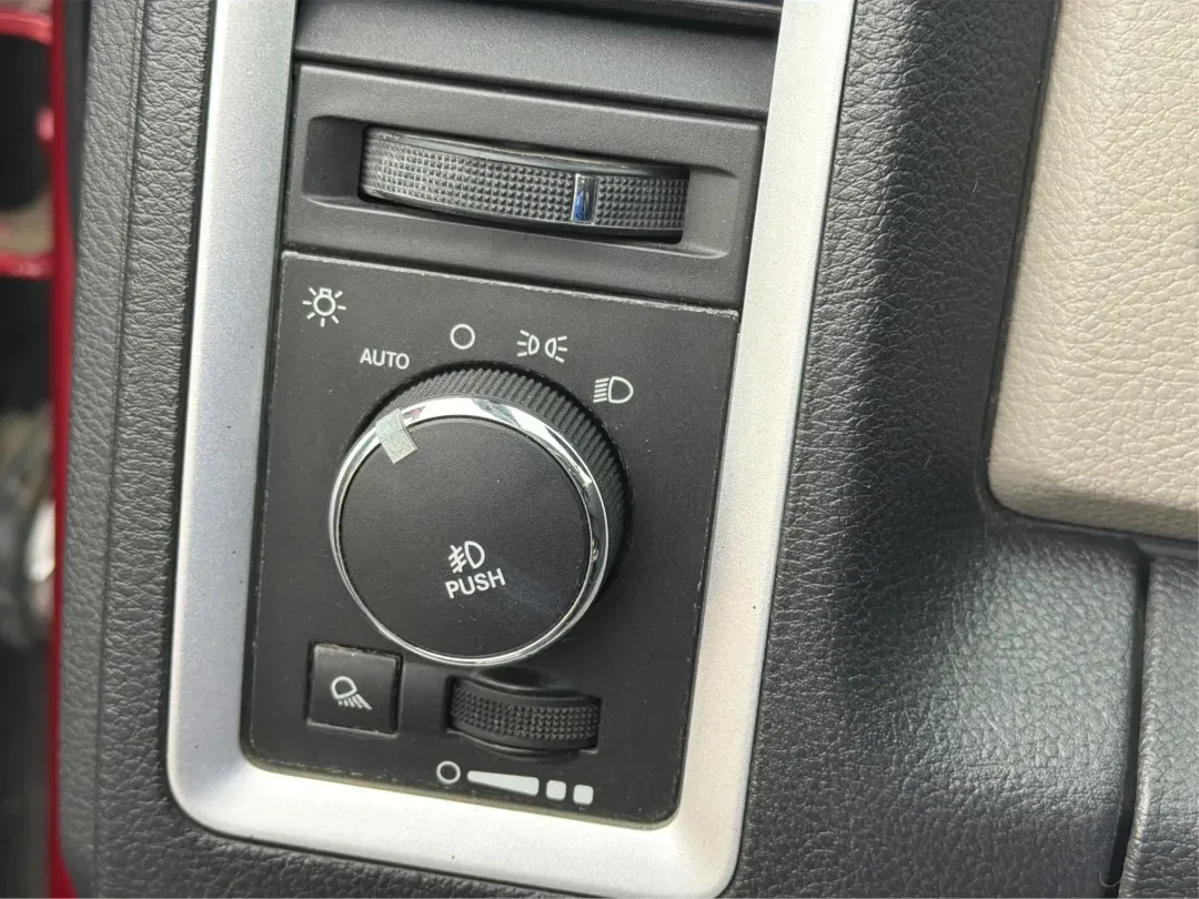 2012 Ram 1500 SLT (1C6RD7GT9CS) with an HEMI 5.7L V-8 variable valve control engine, located at 1230 East Main St, Xenia, OH, 45385, (937) 908-9800, 39.688026, -83.910172 - **Unleash Adventure with the 2012 Ram 1500 SLT Your Next Truck Awaits!**<br /> <br /> Are you ready to elevate your weekend adventures or tackle your daily commute with confidence? Look no further than the 2012 Ram 1500 SLT, a robust and stylish pickup truck designed to meet the needs of families, - Photo#16