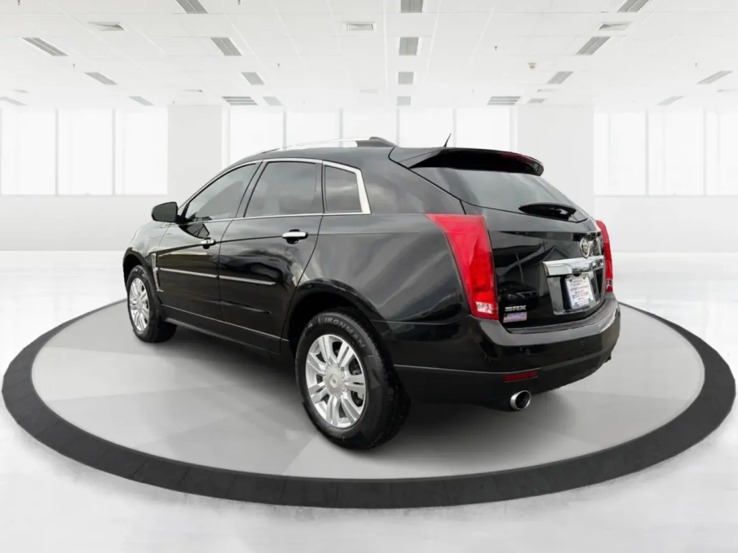 2012 Cadillac SRX Luxury Collection (3GYFNAE33CS) with an 3.6L V-6 gasoline direct injection engine, located at 401 Woodman Dr, Riverside, OH, 45431, (937) 908-9800, 39.760899, -84.123421 - **Experience the Luxury of the 2012 Cadillac SRX: Your Perfect Family SUV Awaits!**<br /> <br /> Are you in search of a vehicle that seamlessly marries style, comfort, and practicality? Whether you're looking for a family-friendly SUV for school drop-offs, a reliable companion for long commutes, or - Photo#4