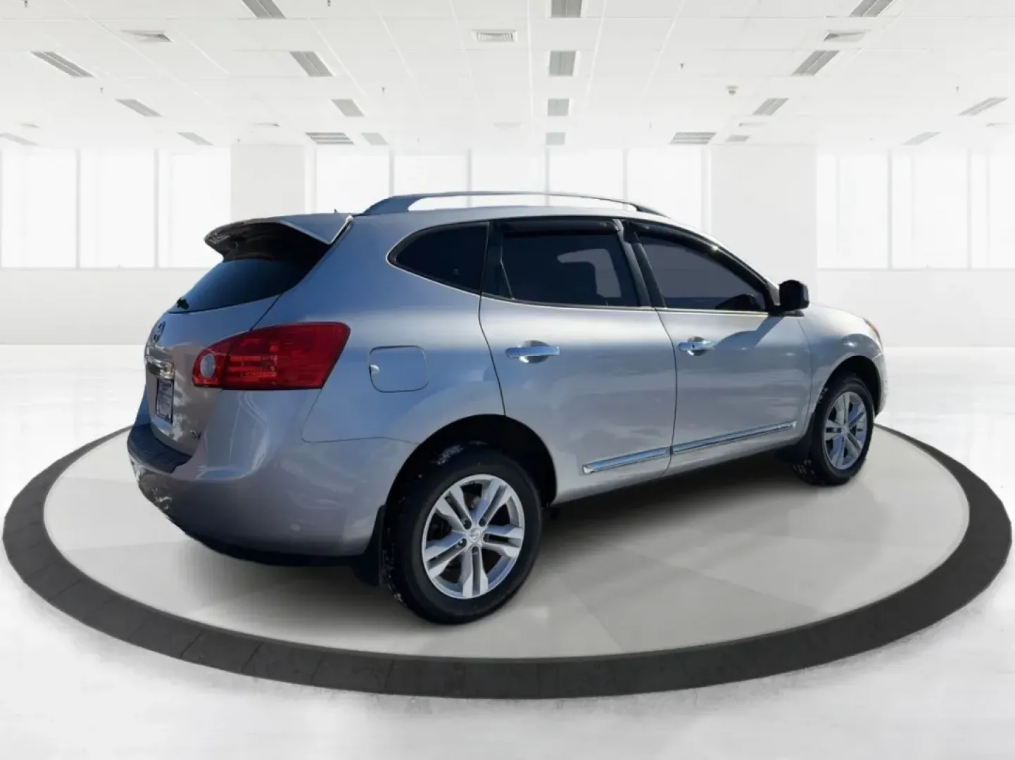 2012 Nissan Rogue SV (JN8AS5MT4CW) with an 2.5L I-4 DOHC engine, Continuously Variable Transmission transmission, located at 1184 Kauffman Ave, Fairborn, OH, 45324, (937) 908-9800, 39.807072, -84.030914 - **Explore New Horizons with the 2012 Nissan Rogue SV Your Ideal Family SUV!**<br /> <br /> Imagine embarking on a road trip filled with laughter and memories or navigating through the daily hustle and bustle with ease. The 2012 Nissan Rogue SV at Advantage Car and Credit in Fairborn, OH, is the per - Photo#2