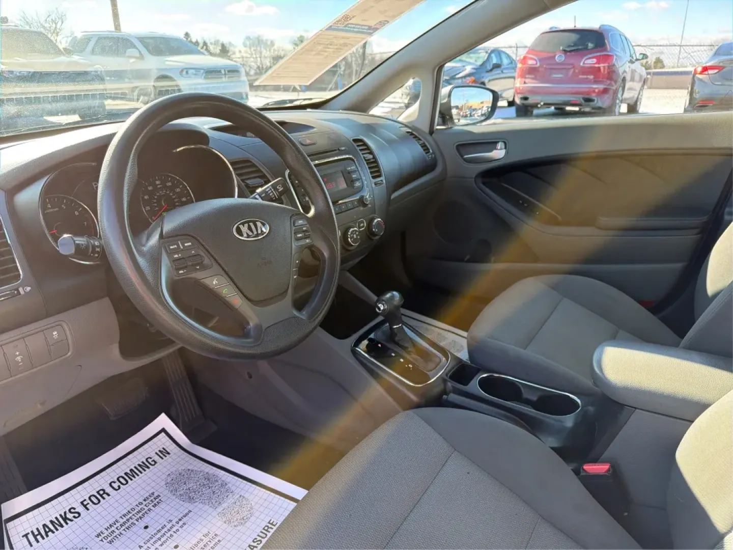 2018 Kia Forte LX (3KPFK4A72JE) with an 2L I-4 DOHC engine, 6M transmission, located at 1230 East Main St, Xenia, OH, 45385, (937) 908-9800, 39.688026, -83.910172 - ### Drive into Adventure with the 2018 Kia Forte LX at Advantage Car and Credit - Xenia!<br /> <br /> Are you ready to elevate your daily commute or weekend getaway? The 2018 Kia Forte LX, available now at Advantage Car and Credit in Xenia, OH, is the perfect vehicle for both the budget-conscious bu - Photo#9