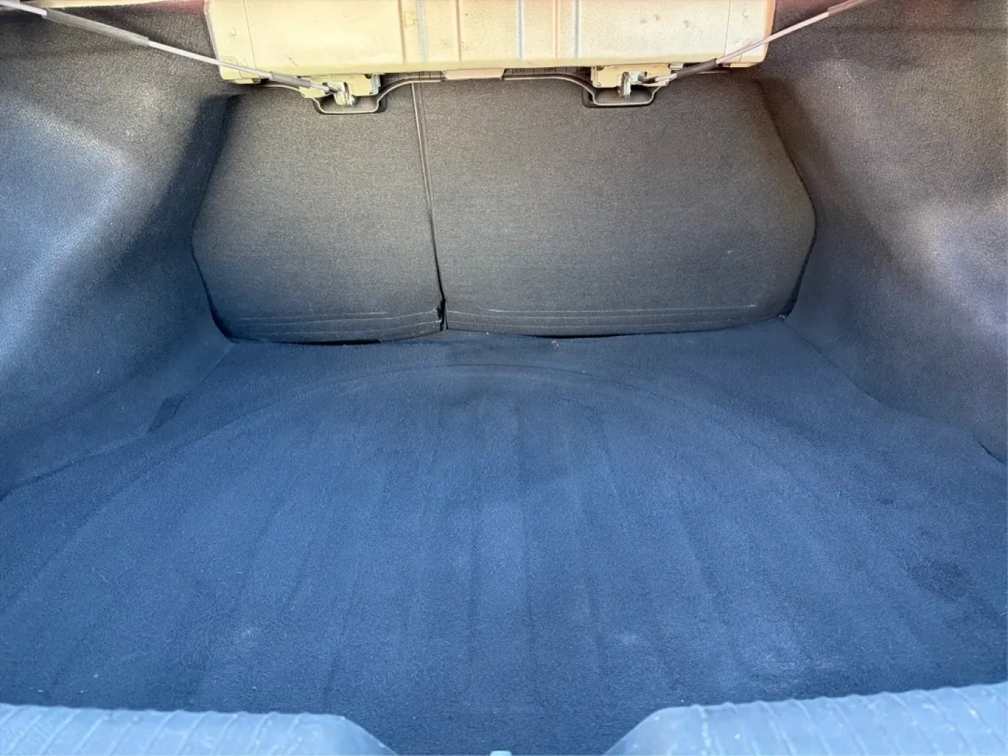 2018 Kia Forte LX (3KPFK4A72JE) with an 2L I-4 DOHC engine, 6M transmission, located at 1230 East Main St, Xenia, OH, 45385, (937) 908-9800, 39.688026, -83.910172 - ### Drive into Adventure with the 2018 Kia Forte LX at Advantage Car and Credit - Xenia!<br /> <br /> Are you ready to elevate your daily commute or weekend getaway? The 2018 Kia Forte LX, available now at Advantage Car and Credit in Xenia, OH, is the perfect vehicle for both the budget-conscious bu - Photo#12