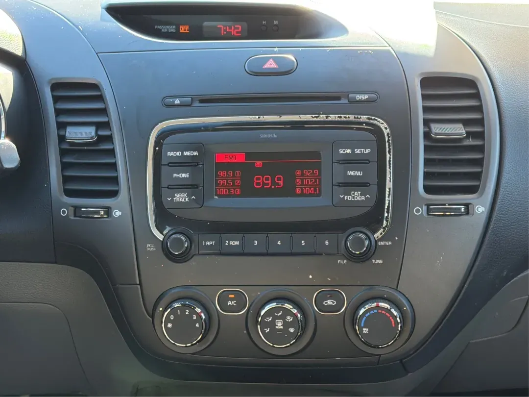 2018 Kia Forte LX (3KPFK4A72JE) with an 2L I-4 DOHC engine, located at 1230 East Main St, Xenia, OH, 45385, (937) 908-9800, 39.688026, -83.910172 - ### Drive into Adventure with the 2018 Kia Forte LX at Advantage Car and Credit - Xenia!<br /> <br /> Are you ready to elevate your daily commute or weekend getaway? The 2018 Kia Forte LX, available now at Advantage Car and Credit in Xenia, OH, is the perfect vehicle for both the budget-conscious bu - Photo#13