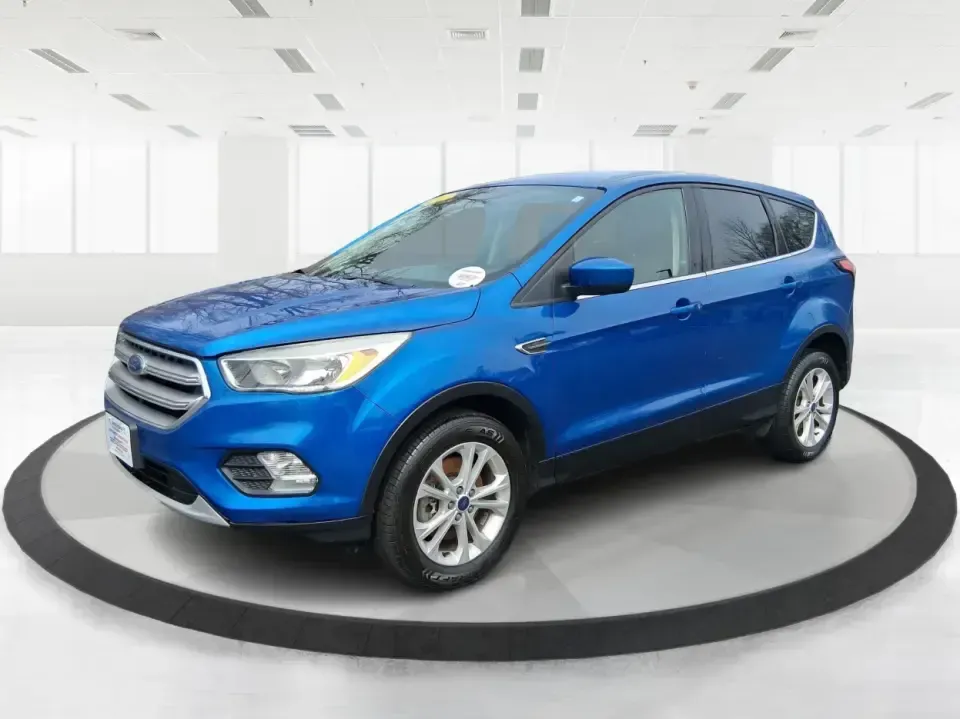 2017 Ford Escape SE 4WD (1FMCU9G93HU) with an 2.0L L4 DOHC 16V engine, 6-Speed Automatic transmission, located at 1099 N County Rd 25A , Troy, OH, 45373, (937) 908-9800, 40.057079, -84.212883 - Discover the ultimate blend of comfort, capability, and style with the 2017 Ford Escape SE 4WD, a perfect companion for families on the go or adventurers seeking their next weekend thrill. With its spacious interior and robust features, this SUV is designed for those who lead an active lifestyle, ma - Photo#8