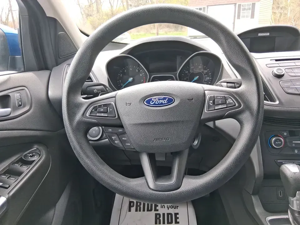 2017 Ford Escape SE 4WD (1FMCU9G93HU) with an 2.0L L4 DOHC 16V engine, 6-Speed Automatic transmission, located at 1099 N County Rd 25A , Troy, OH, 45373, (937) 908-9800, 40.057079, -84.212883 - Discover the ultimate blend of comfort, capability, and style with the 2017 Ford Escape SE 4WD, a perfect companion for families on the go or adventurers seeking their next weekend thrill. With its spacious interior and robust features, this SUV is designed for those who lead an active lifestyle, ma - Photo#16