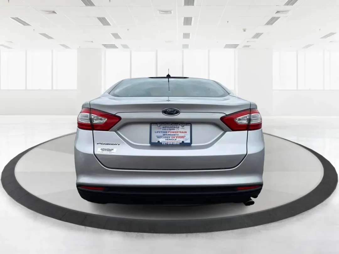 2014 Ford Fusion S (3FA6P0G70ER) with an 2.5L L4 DOHC 16V engine, located at 1951 S Dayton Lakeview Rd., New Carlisle, OH, 45344, (937) 908-9800, 39.890999, -84.050255 - **Discover a New Level of Comfort and Style with the 2014 Ford Fusion at Advantage Car and Credit!**<br /> <br /> Are you on the hunt for a reliable sedan that perfectly balances style, efficiency, and comfort? Look no further than the 2014 Ford Fusion, available now at Advantage Car and Credit in N - Photo#3