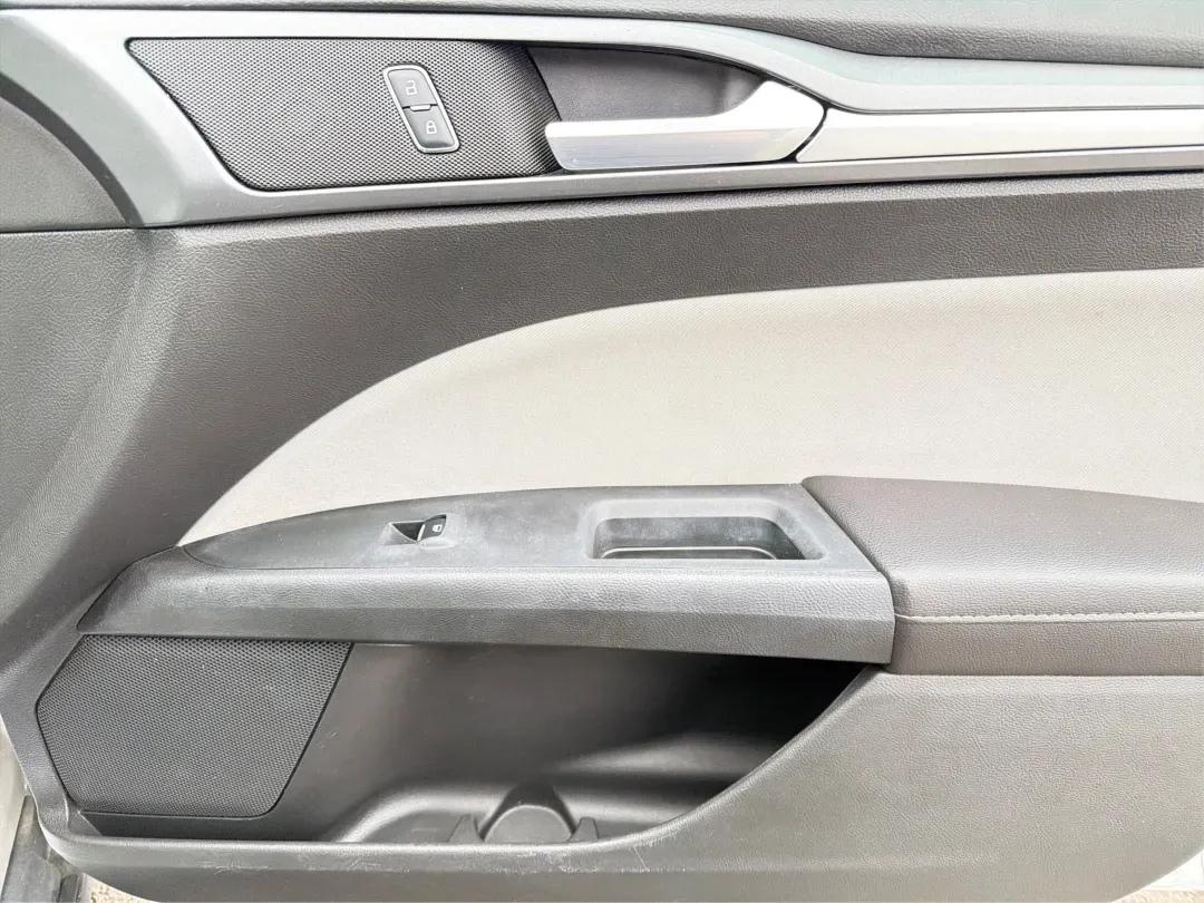 2014 Ford Fusion S (3FA6P0G70ER) with an 2.5L L4 DOHC 16V engine, located at 1951 S Dayton Lakeview Rd., New Carlisle, OH, 45344, (937) 908-9800, 39.890999, -84.050255 - **Discover a New Level of Comfort and Style with the 2014 Ford Fusion at Advantage Car and Credit!**<br /> <br /> Are you on the hunt for a reliable sedan that perfectly balances style, efficiency, and comfort? Look no further than the 2014 Ford Fusion, available now at Advantage Car and Credit in N - Photo#19