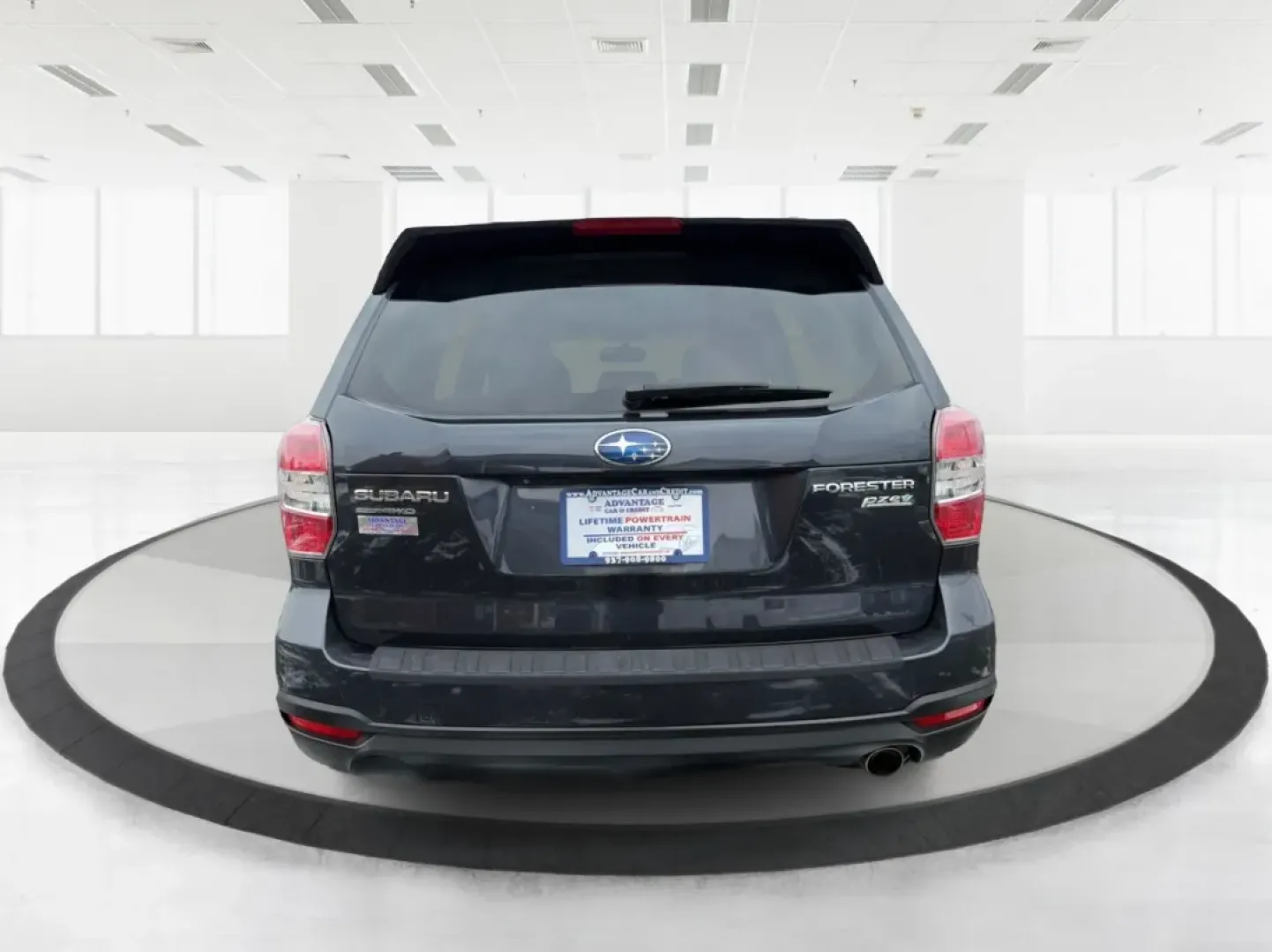 2015 Subaru Forester 2.5i Limited (JF2SJAKC0FH) with an 2.5L H-4 DOHC engine, 6-Speed Automatic transmission, located at 1184 Kauffman Ave, Fairborn, OH, 45324, (937) 908-9800, 39.807072, -84.030914 - Unleash your adventures with the 2015 Subaru Forester 2.5i Limited, a versatile SUV perfect for budget-conscious buyers seeking style, comfort, and capability. Whether you're planning weekend getaways in nearby Yellow Springs or commuting through Fairborn's bustling streets, this vehicle is designed - Photo#3