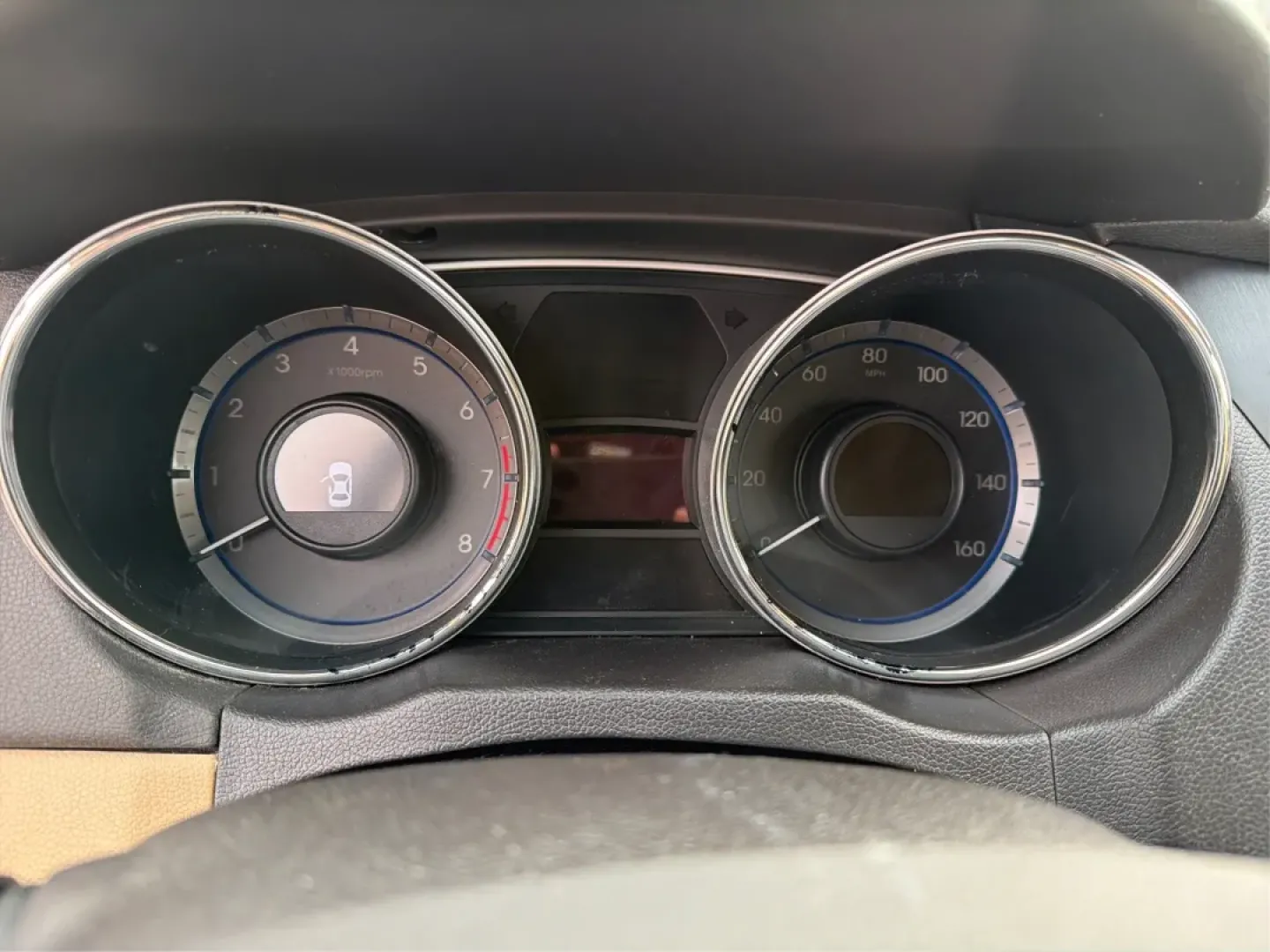 2013 Hyundai Sonata GLS (5NPEB4AC0DH) with an 2.4L I-4 gasoline direct injection engine, located at 1230 East Main St, Xenia, OH, 45385, (937) 908-9800, 39.688026, -83.910172 - **Discover the Perfect Family Sedan: 2013 Hyundai Sonata GLS at Advantage Car and Credit in Xenia, OH!**<br /> <br /> Are you in the market for a reliable and stylish vehicle that accommodates your growing family's needs? Look no further than the sleek 2013 Hyundai Sonata GLS, available now at Advan - Photo#15