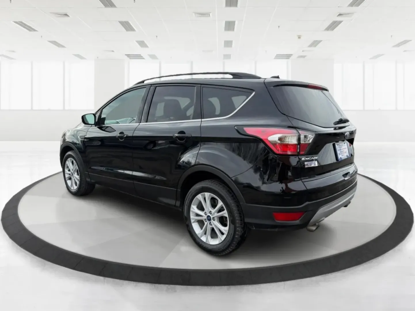 2017 Ford Escape SE (1FMCU9GD8HU) with an Other engine, located at 401 Woodman Dr, Riverside, OH, 45431, (937) 908-9800, 39.760899, -84.123421 - 2017 Ford Escape SE - Photo#4