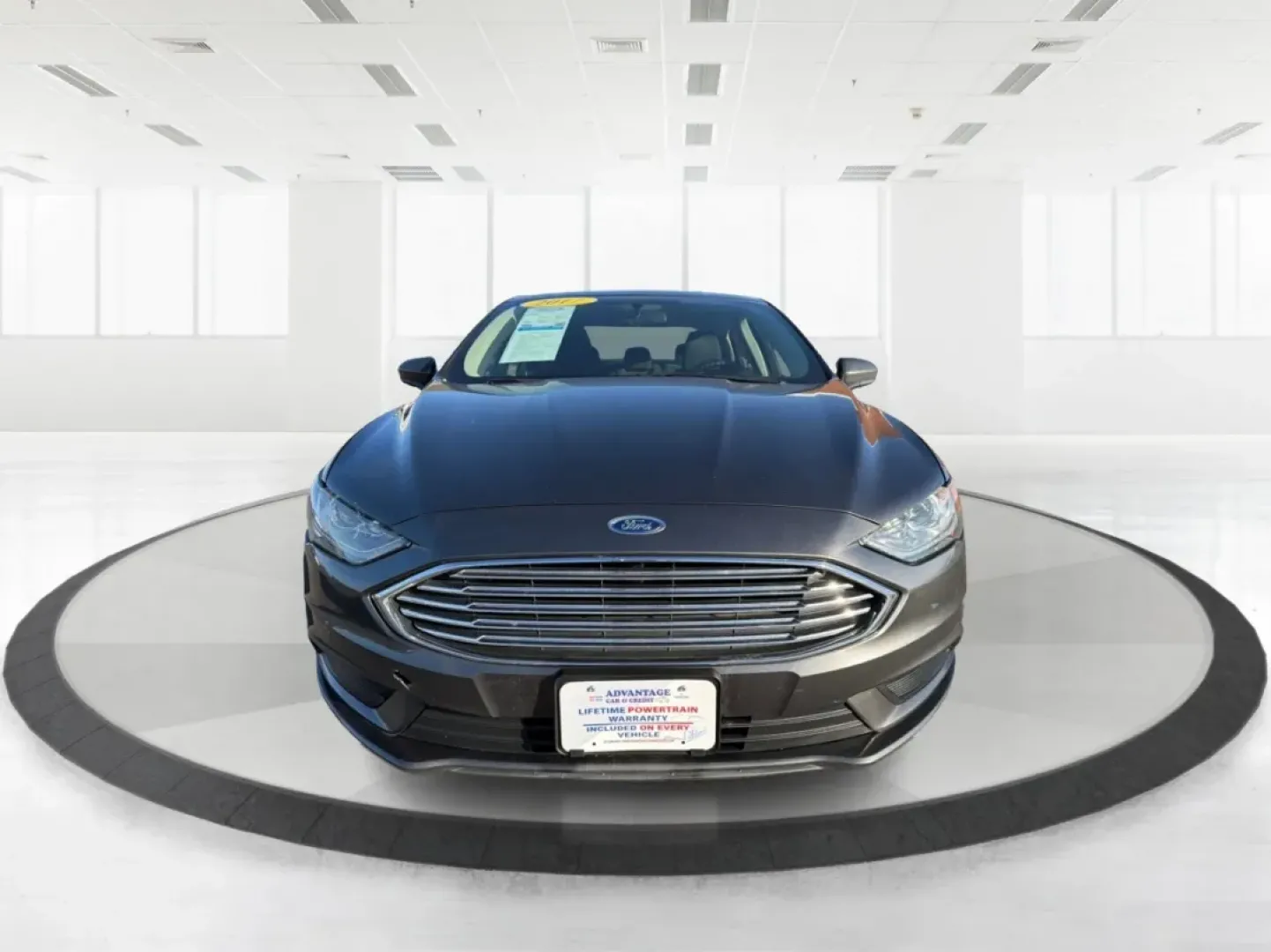 2017 Ford Fusion SE (3FA6P0H78HR) with an 2.5L L4 DOHC 16V engine, 6A transmission, located at 880 E. National Road, Vandalia, OH, 45377, (937) 908-9800, 39.891918, -84.183594 - **Discover Your Next Adventure with the 2017 Ford Fusion SE at Advantage Car and Credit - Troy!**<br /> <br /> Are you ready to elevate your daily commute or embark on weekend getaways with confidence? The 2017 Ford Fusion SE, available now at Advantage Car and Credit in Troy, OH, is designed for th - Photo#7