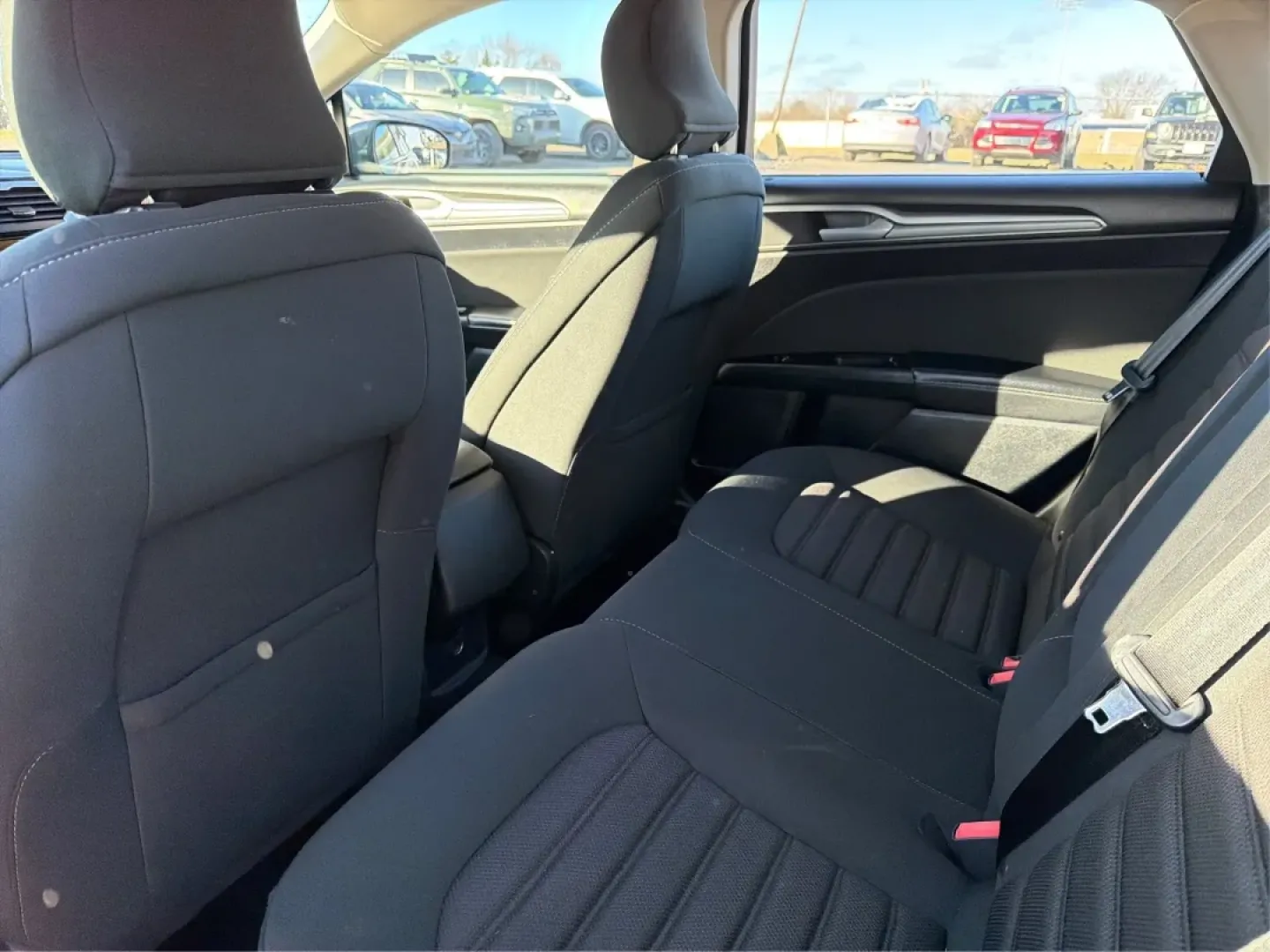 2017 Ford Fusion SE (3FA6P0H78HR) with an 2.5L L4 DOHC 16V engine, 6A transmission, located at 880 E. National Road, Vandalia, OH, 45377, (937) 908-9800, 39.891918, -84.183594 - **Discover Your Next Adventure with the 2017 Ford Fusion SE at Advantage Car and Credit - Troy!**<br /> <br /> Are you ready to elevate your daily commute or embark on weekend getaways with confidence? The 2017 Ford Fusion SE, available now at Advantage Car and Credit in Troy, OH, is designed for th - Photo#10