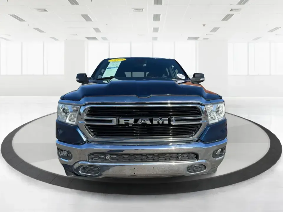 2019 Ram 1500 Big Horn/Lone Star Crew Cab 4x4 5'7 Box (1C6SRFFT2KN) with an 5.7L V8 OHV 16V engine, 8A transmission, located at 1951 S Dayton Lakeview Rd., New Carlisle, OH, 45344, (937) 908-9800, 39.890999, -84.050255 - **Experience the Ultimate Adventure with the 2019 Ram 1500 Big Horn/Lone Star Crew Cab 4x4!**<br /> <br /> If you're searching for a truck that seamlessly blends rugged capability with everyday practicality, look no further than the 2019 Ram 1500 Big Horn/Lone Star Crew Cab 4x4, available now at Adv - Photo#7