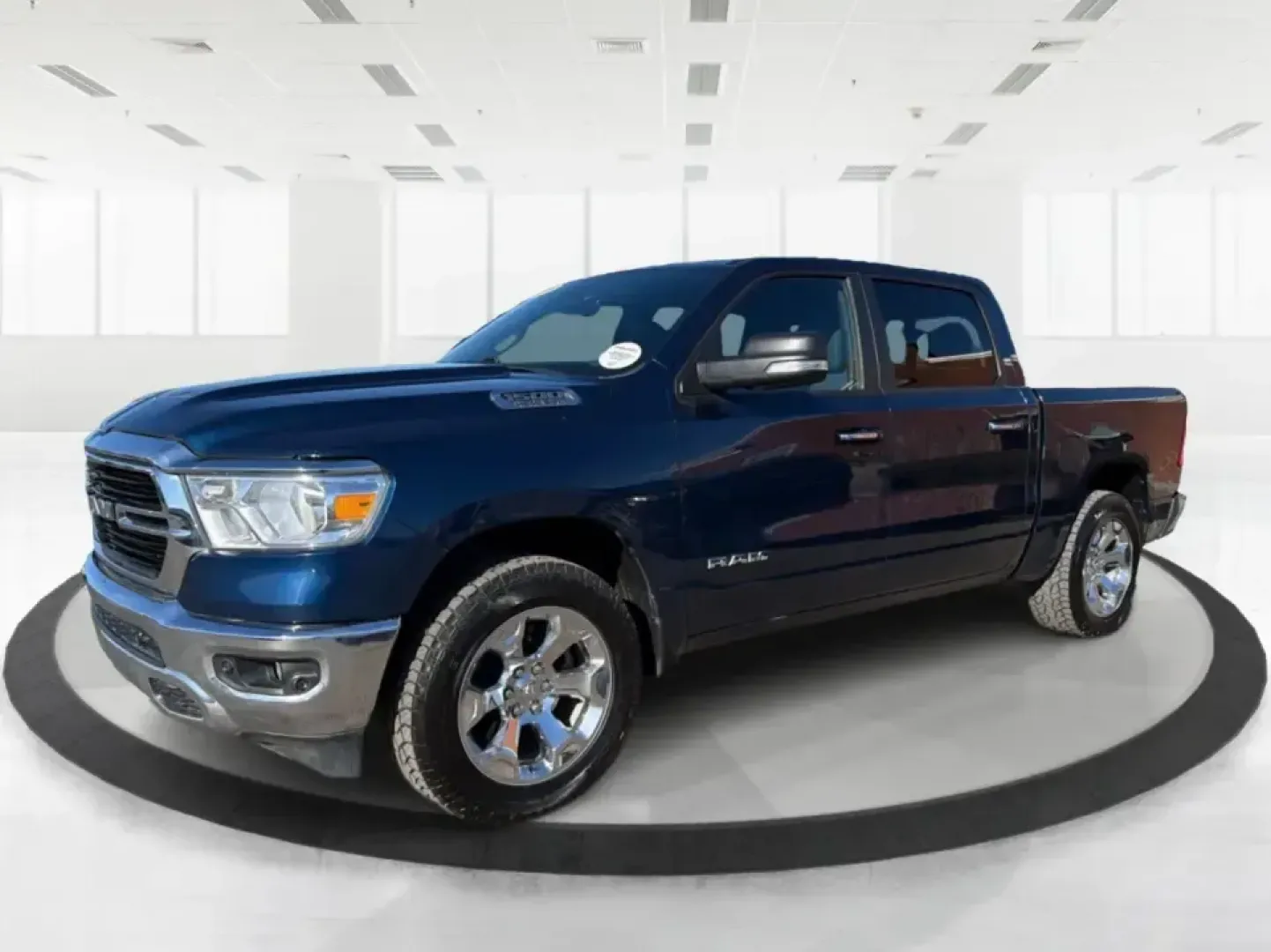 2019 Ram 1500 Big Horn/Lone Star Crew Cab 4x4 5'7 Box (1C6SRFFT2KN) with an 5.7L V8 OHV 16V engine, 8A transmission, located at 880 E. National Road, Vandalia, OH, 45377, (937) 908-9800, 39.891918, -84.183594 - **Experience the Ultimate Adventure with the 2019 Ram 1500 Big Horn/Lone Star Crew Cab 4x4!**<br /> <br /> If you're searching for a truck that seamlessly blends rugged capability with everyday practicality, look no further than the 2019 Ram 1500 Big Horn/Lone Star Crew Cab 4x4, available now at Adv - Photo#8