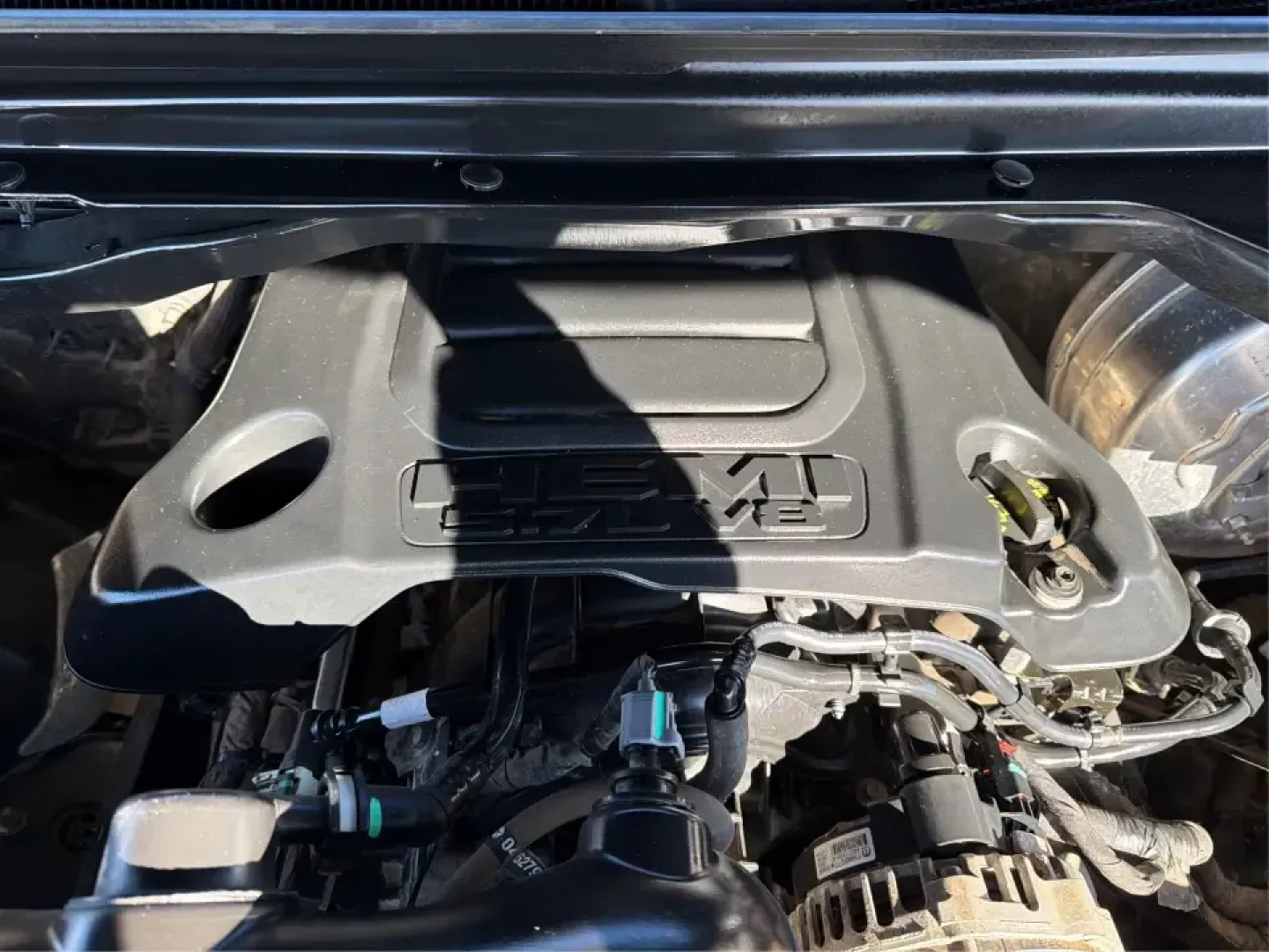 2019 Ram 1500 Big Horn/Lone Star Crew Cab 4x4 5'7 Box (1C6SRFFT2KN) with an 5.7L V8 OHV 16V engine, 8A transmission, located at 880 E. National Road, Vandalia, OH, 45377, (937) 908-9800, 39.891918, -84.183594 - **Experience the Ultimate Adventure with the 2019 Ram 1500 Big Horn/Lone Star Crew Cab 4x4!**<br /> <br /> If you're searching for a truck that seamlessly blends rugged capability with everyday practicality, look no further than the 2019 Ram 1500 Big Horn/Lone Star Crew Cab 4x4, available now at Adv - Photo#11
