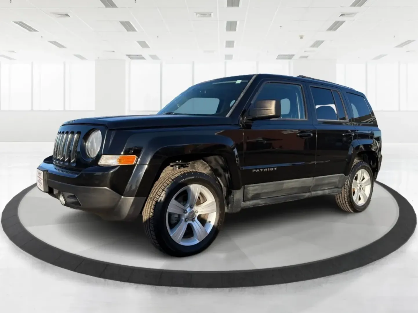 2012 Jeep Patriot Latitude (1C4NJRFB1CD) with an 2.4L I-4 DOHC engine, located at 1099 N County Rd 25A , Troy, OH, 45373, (937) 908-9800, 40.057079, -84.212883 - Experience the thrill of adventure with the 2012 Jeep Patriot Latitude, now available at Advantage Car and Credit in Troy, OH! Perfect for weekend getaways or daily commutes, this versatile SUV is designed to meet the needs of both adventure-seekers and budget-conscious buyers alike. With its rugged - Photo#8