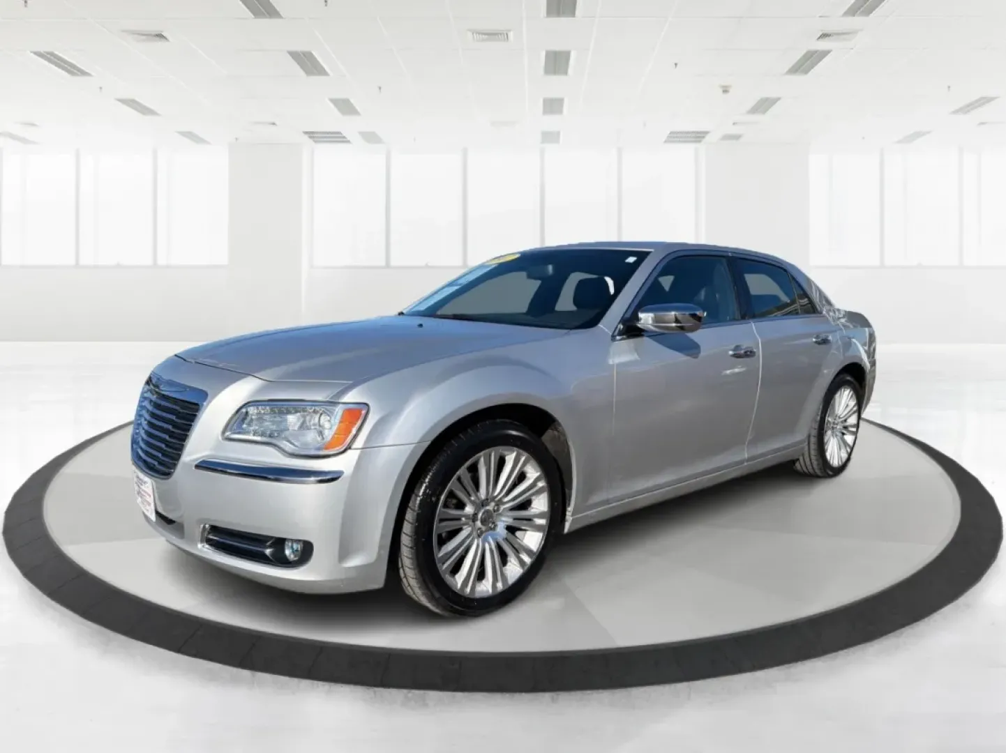 2012 Chrysler 300 Limited (2C3CCACG1CH) with an 3.6L V-6 DOHC engine, located at 8750 N County Rd 25A, Piqua, OH, 45356, (937) 908-9800, 40.164391, -84.232513 - **Elevate Your Driving Experience with the 2012 Chrysler 300 Limited!**<br /> <br /> Are you ready to redefine your daily commute or weekend adventures? The 2012 Chrysler 300 Limited is not just a vehicle; it's an experience that combines style, comfort, and advanced technology. Perfect for budget-c - Photo#8