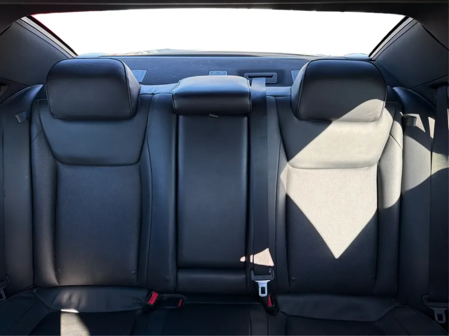 2012 Chrysler 300 Limited (2C3CCACG1CH) with an 3.6L V-6 DOHC engine, located at 8750 N County Rd 25A, Piqua, OH, 45356, (937) 908-9800, 40.164391, -84.232513 - **Elevate Your Driving Experience with the 2012 Chrysler 300 Limited!**<br /> <br /> Are you ready to redefine your daily commute or weekend adventures? The 2012 Chrysler 300 Limited is not just a vehicle; it's an experience that combines style, comfort, and advanced technology. Perfect for budget-c - Photo#14