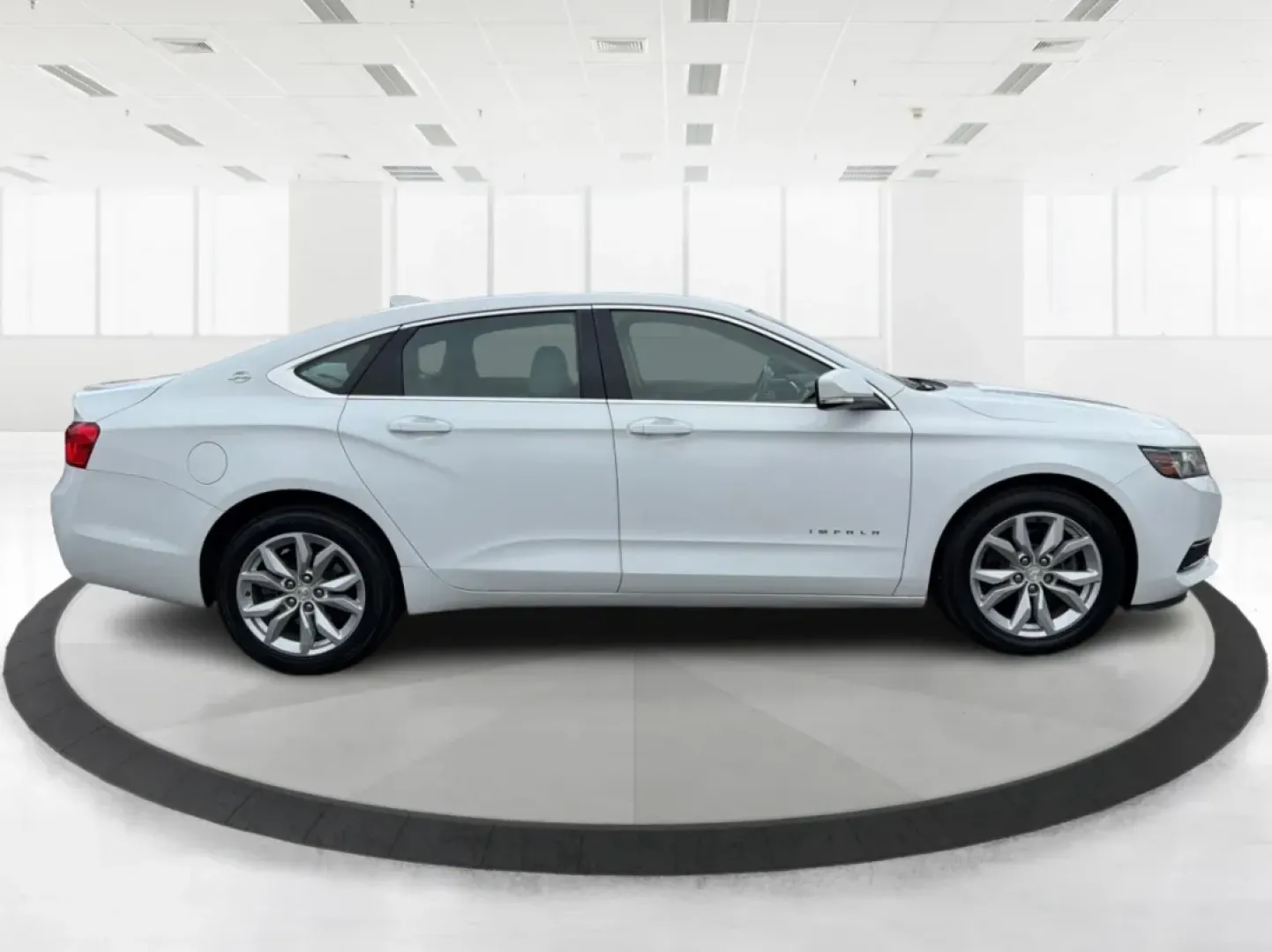 2016 Chevrolet Impala 2LT (2G1115S34G9) with an 3.6L V-6 gasoline direct injection engine, located at 1184 Kauffman Ave, Fairborn, OH, 45324, (937) 908-9800, 39.807072, -84.030914 - **Elevate Your Daily Drive with the 2016 Chevrolet Impala 2LT at Advantage Car and Credit - Fairborn!**<br /> <br /> Are you in search of a sedan that not only meets your daily commuting needs but also enhances your lifestyle? Look no further than this stunning 2016 Chevrolet Impala 2LT, available a - Photo#1