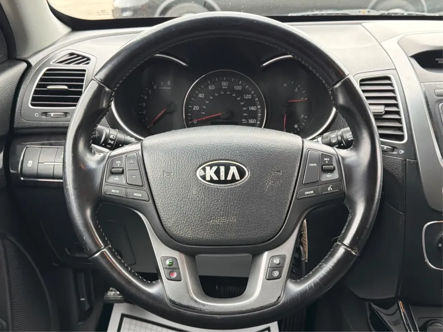 2014 Kia Sorento LX (5XYKTDA63EG) with an 2.4L I-4 gasoline direct injection engine, 6-Speed Automatic transmission, located at 1184 Kauffman Ave, Fairborn, OH, 45324, (937) 908-9800, 39.807072, -84.030914 - ### Discover Adventure with the 2014 Kia Sorento LX at Advantage Car and Credit<br /> <br /> Are you ready to elevate your family outings, weekend adventures, or daily commutes? The 2014 Kia Sorento LX is the perfect SUV to match your dynamic lifestyle, offering practicality without sacrificing styl - Photo#16