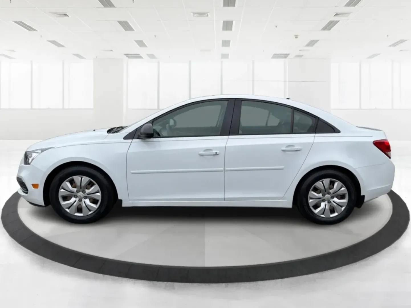 2015 Chevrolet Cruze LS Auto (1G1PA5SH8F7) with an ECOTEC 1.8L I-4 DOHC engine, 6-Speed Automatic transmission, located at 1951 S Dayton Lakeview Rd., New Carlisle, OH, 45344, (937) 908-9800, 39.890999, -84.050255 - **Drive Your Future with Confidence: 2015 Chevrolet Cruze at Advantage Car and Credit in New Carlisle, OH**<br /> <br /> Are you searching for a reliable and stylish vehicle that fits your busy lifestyle? Look no further than this 2015 Chevrolet Cruze, available now at Advantage Car and Credit in Ne - Photo#5