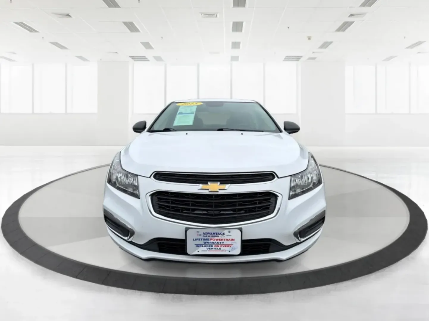 2015 Chevrolet Cruze LS Auto (1G1PA5SH8F7) with an ECOTEC 1.8L I-4 DOHC engine, 6-Speed Automatic transmission, located at 1951 S Dayton Lakeview Rd., New Carlisle, OH, 45344, (937) 908-9800, 39.890999, -84.050255 - **Drive Your Future with Confidence: 2015 Chevrolet Cruze at Advantage Car and Credit in New Carlisle, OH**<br /> <br /> Are you searching for a reliable and stylish vehicle that fits your busy lifestyle? Look no further than this 2015 Chevrolet Cruze, available now at Advantage Car and Credit in Ne - Photo#7